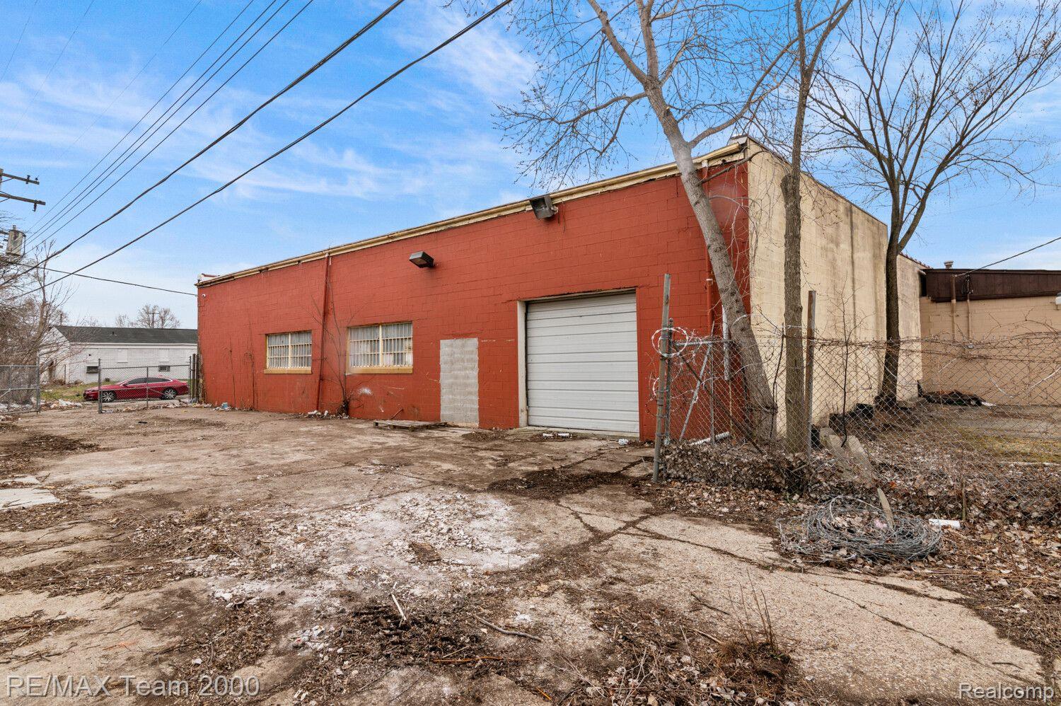26110 Michigan Avenue Inkster City MI 48141