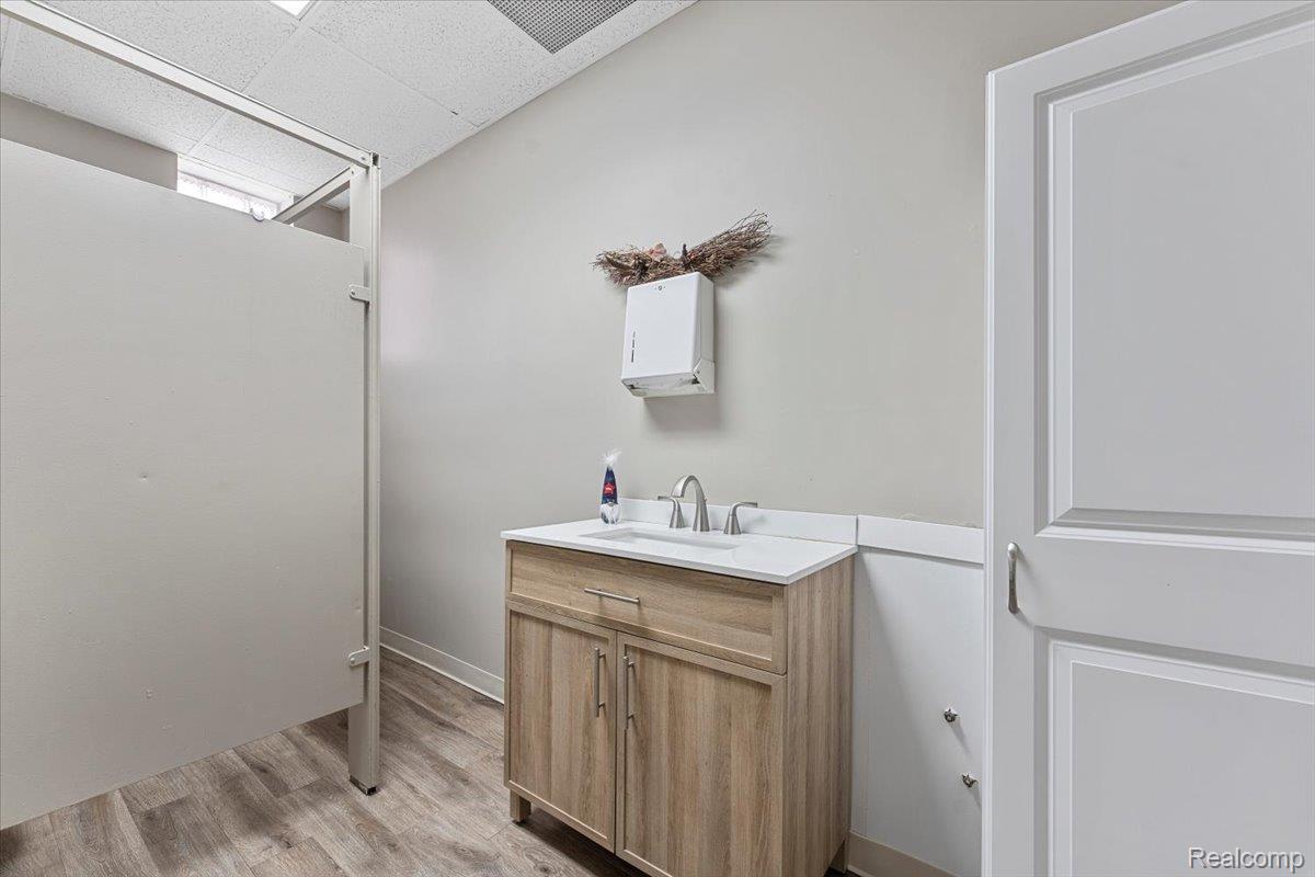 8840 Macomb Street Grosse Ile Township MI 48138