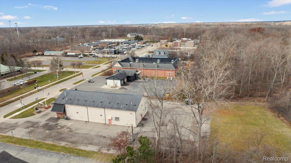 8840 Macomb Street Grosse Ile Township MI 48138
