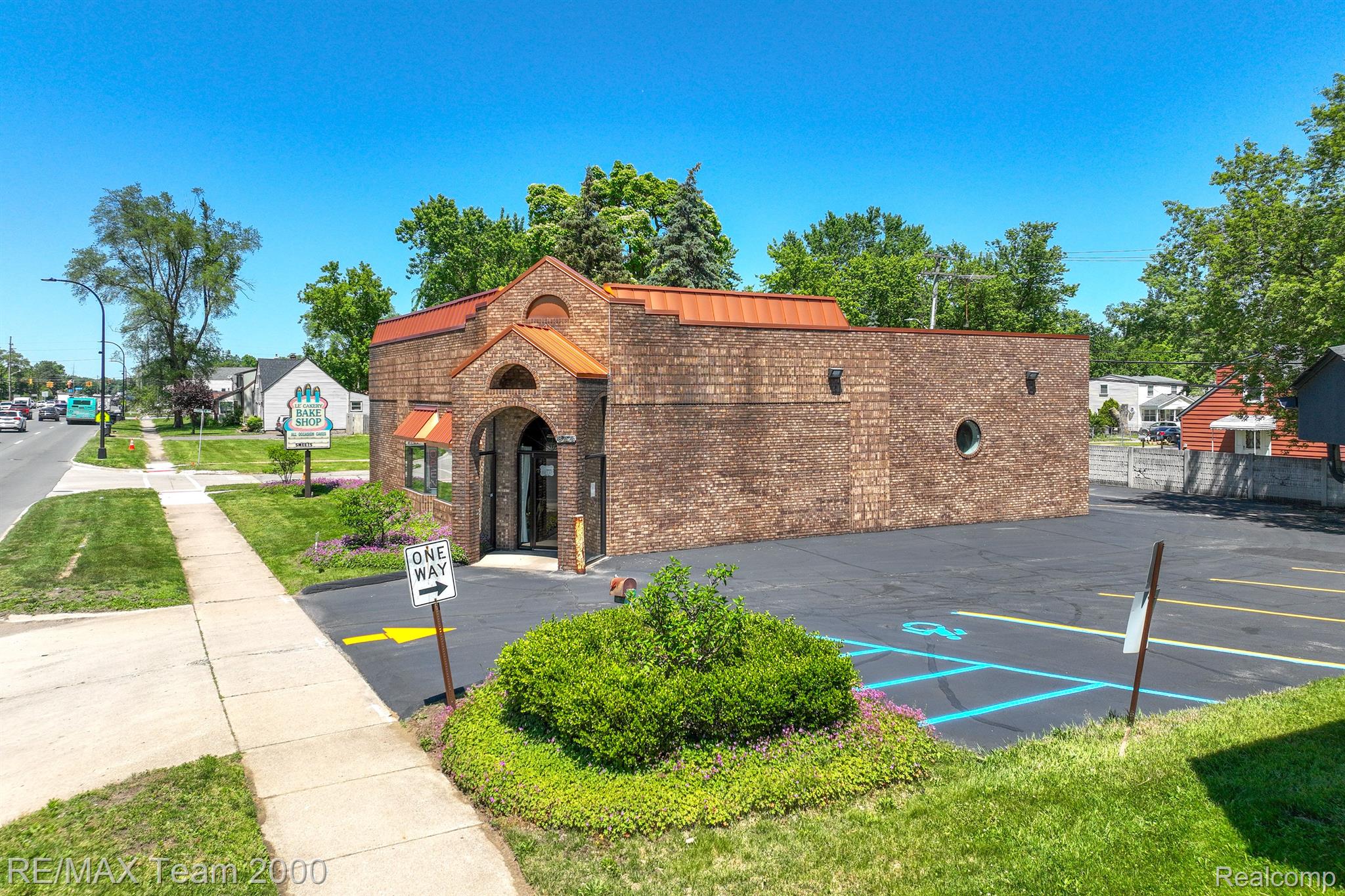 844 N Wayne Road Westland City MI 48185