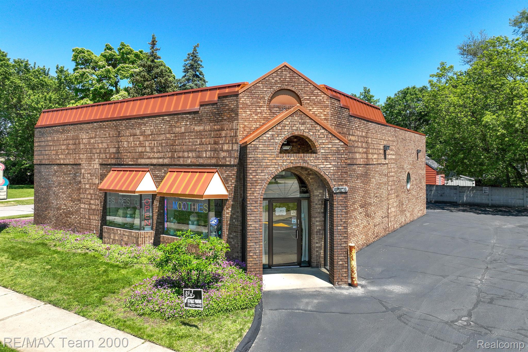 844 N Wayne Road Westland City MI 48185