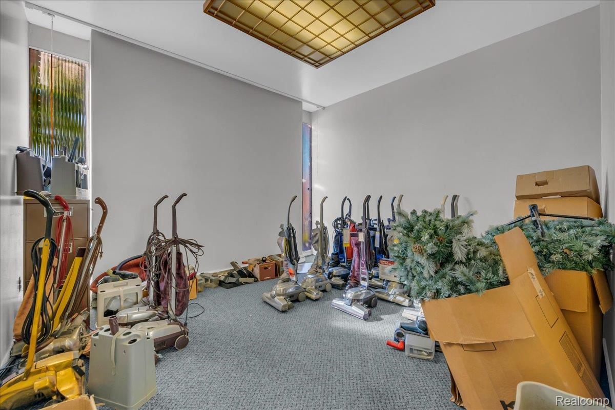 3151 S Wayne Road Wayne City MI 48184