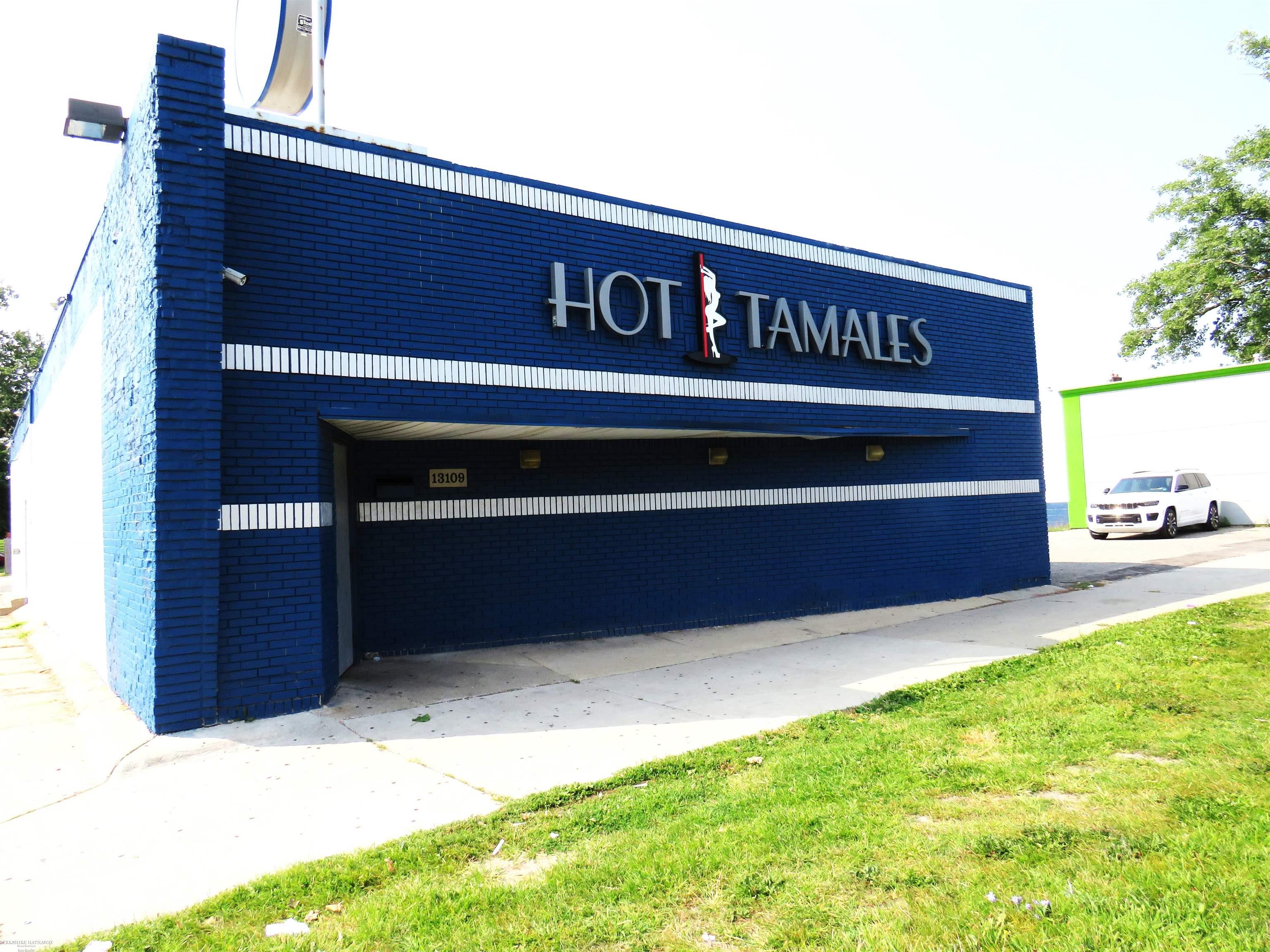 13109 W Eight Mile Road Detroit City MI 48235