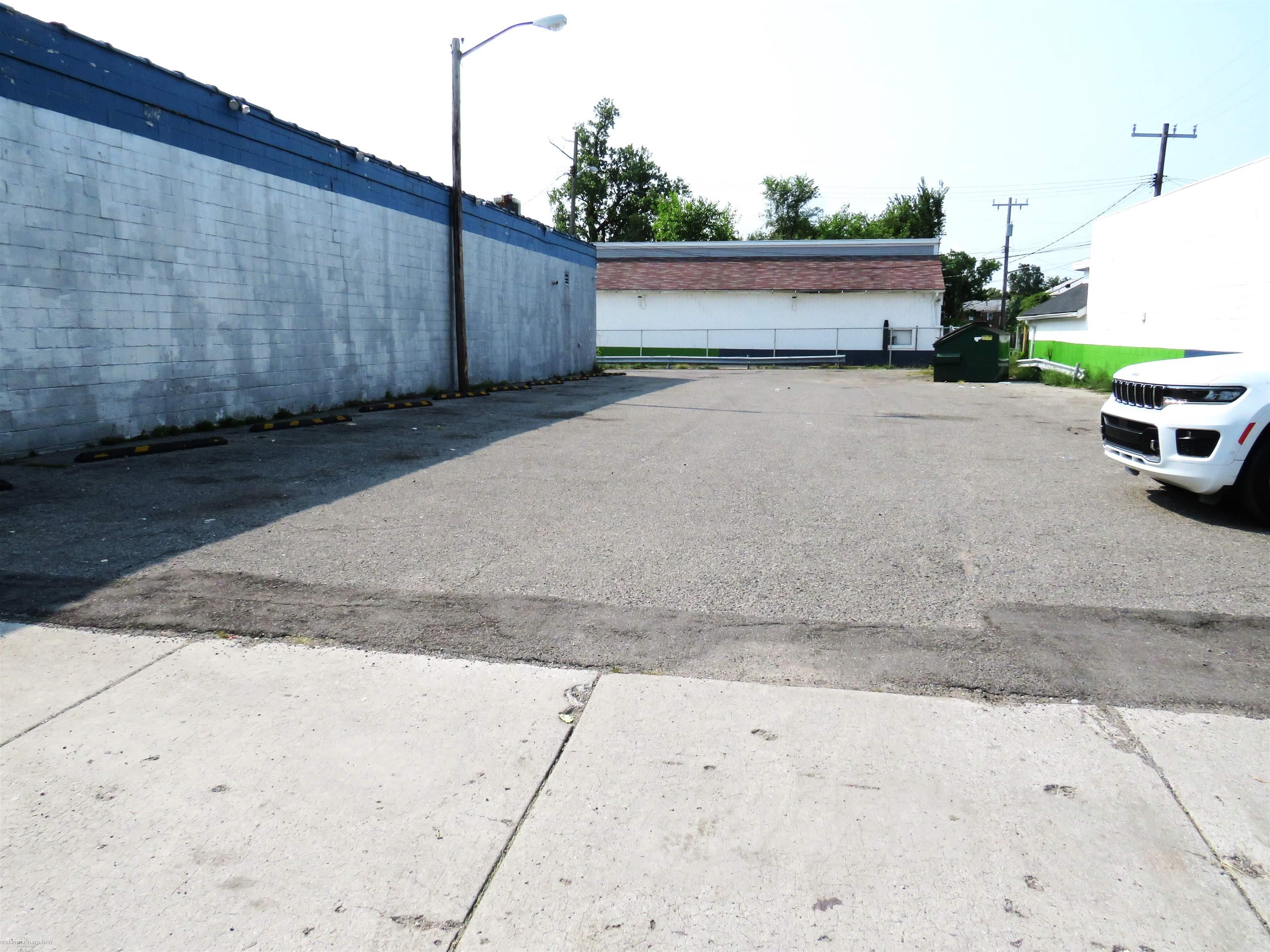 13109 W Eight Mile Road Detroit City MI 48235