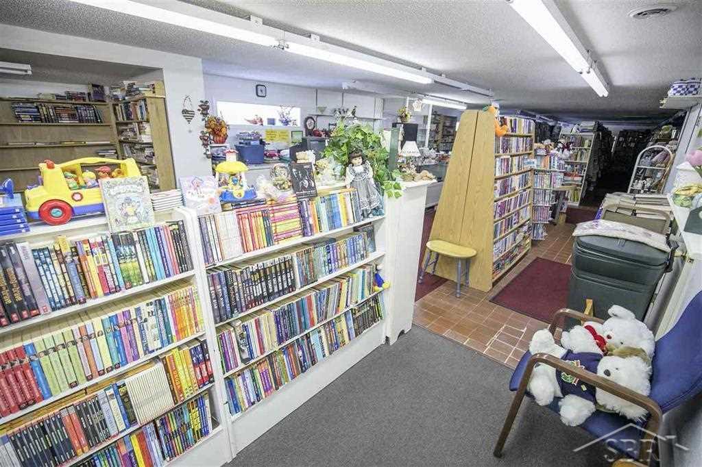 102 Ausable State Road Bay City City MI 48706