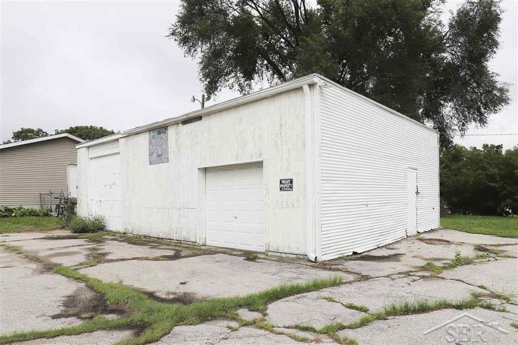 102 Ausable State Road Bay City City MI 48706