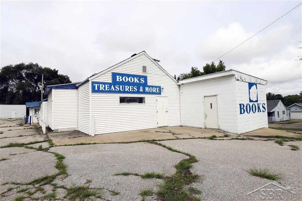 102 Ausable State Road Bay City City MI 48706