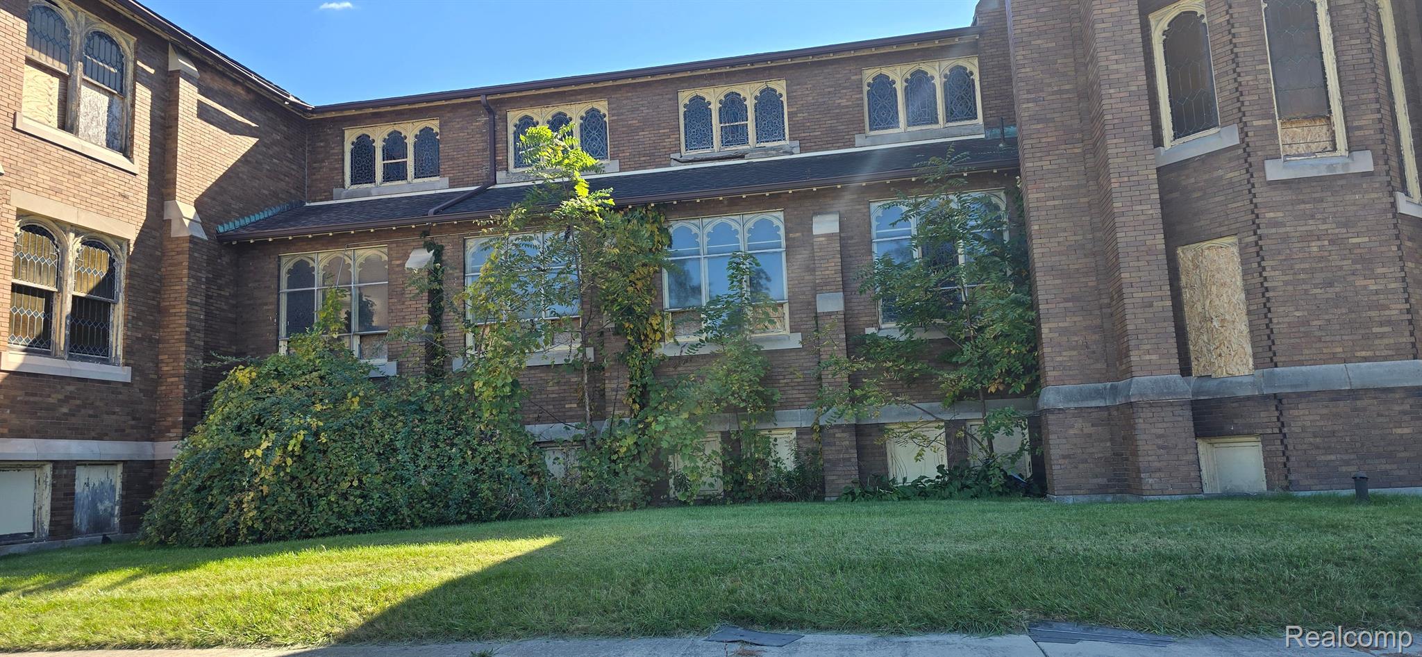 740 E Grand Boulevard Detroit City MI 48207