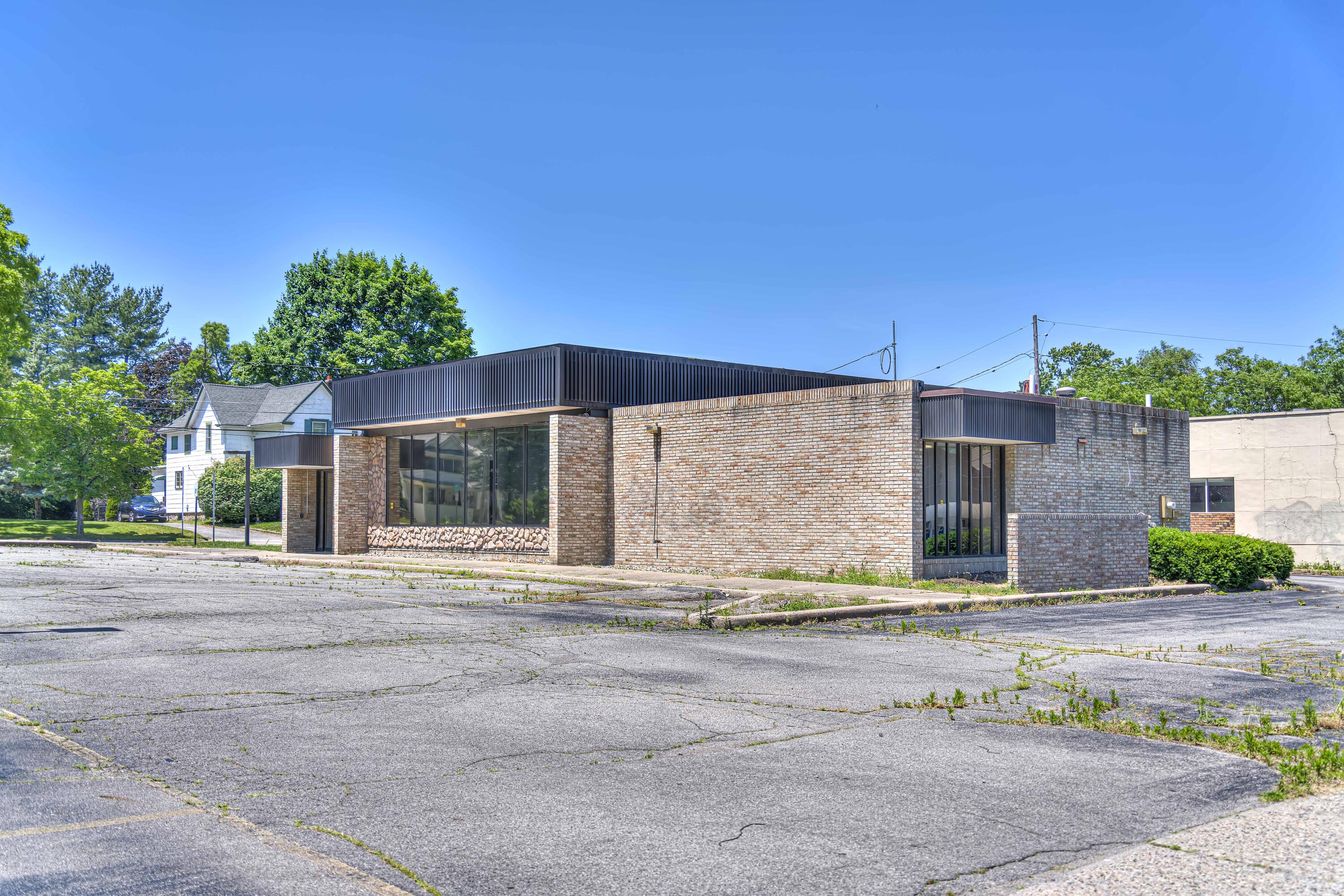 1217 Greenwood Avenue Jackson City MI 49203
