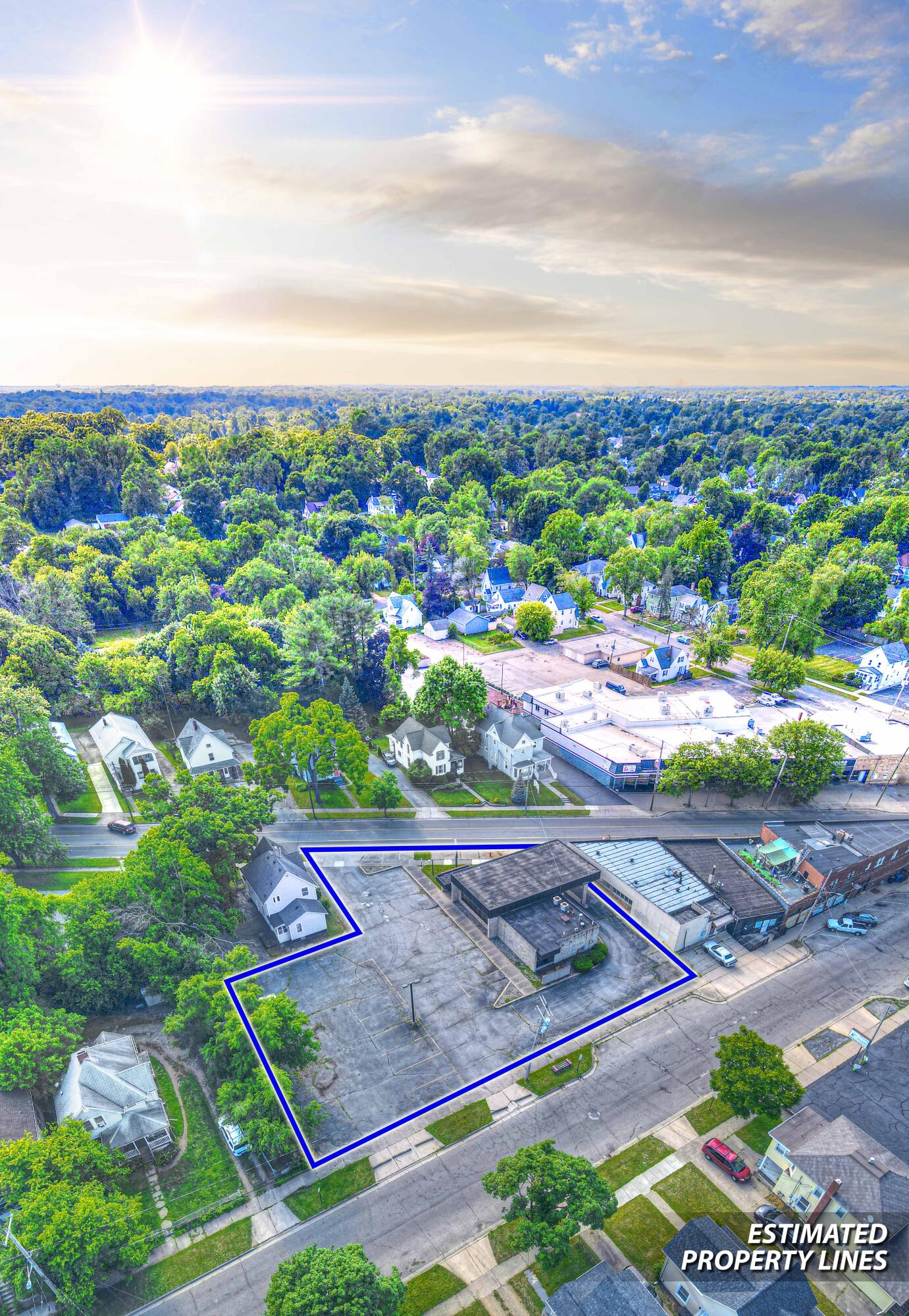 1217 Greenwood Avenue Jackson City MI 49203