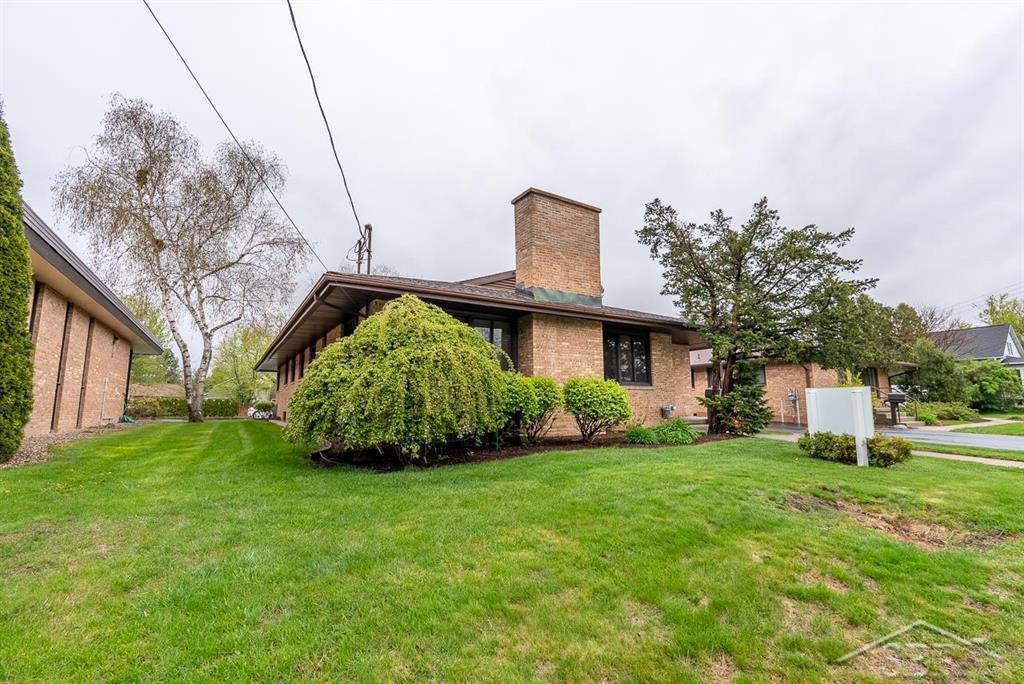 2715 Ashman Street Midland City MI 48640
