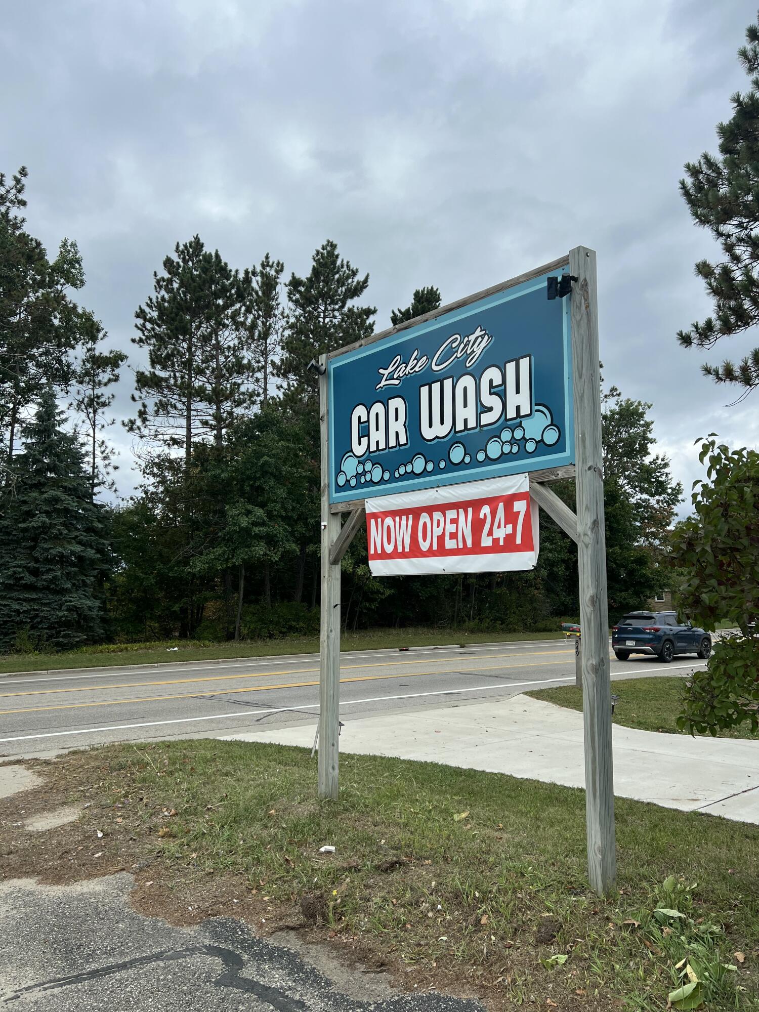 991 S Lakeshore Drive Lake City City MI 49651