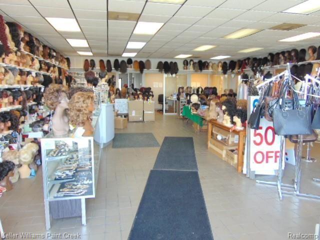 15390 Gratiot Avenue Detroit City MI 48205