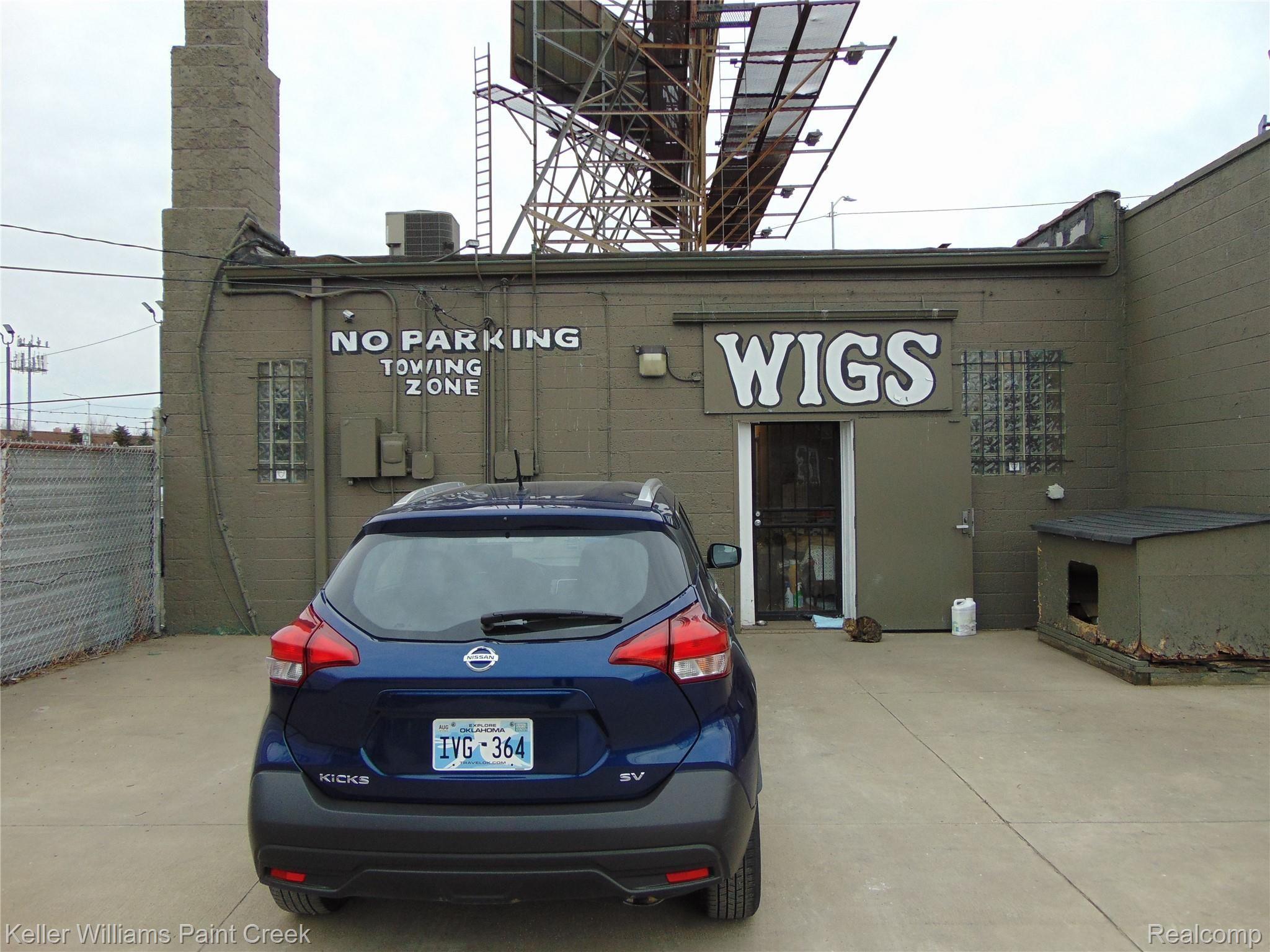 15390 Gratiot Avenue Detroit City MI 48205