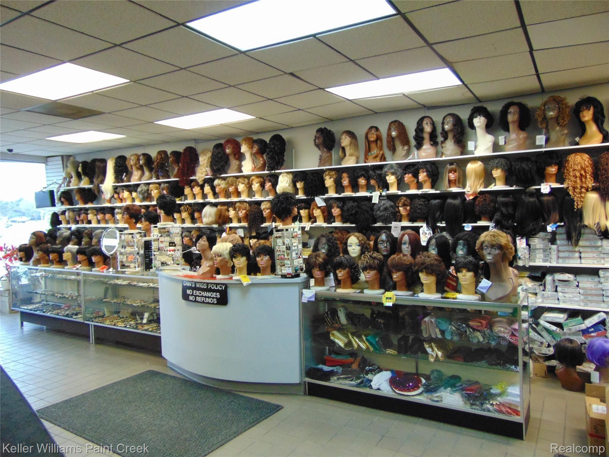 15390 Gratiot Avenue Detroit City MI 48205