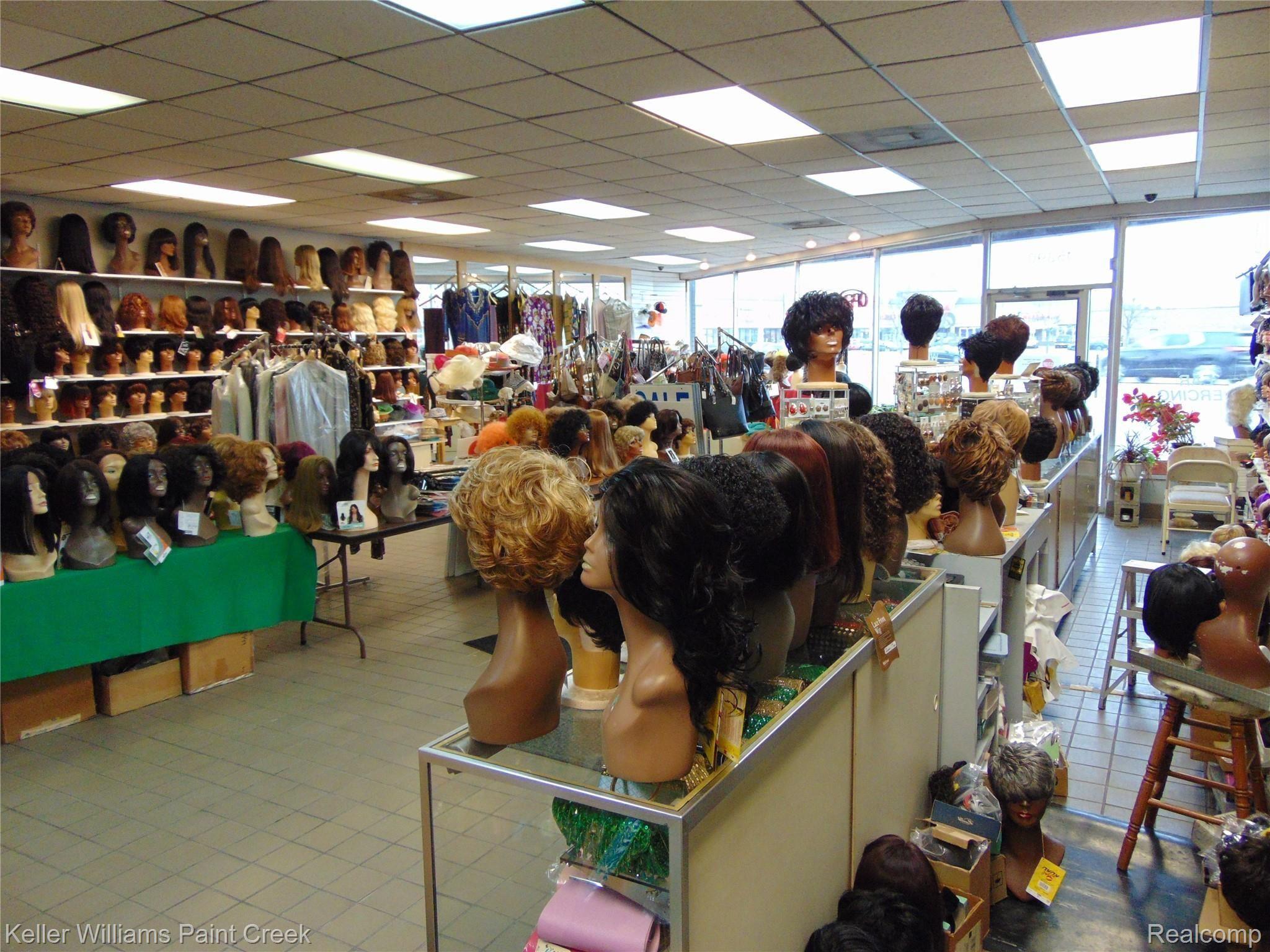 15390 Gratiot Avenue Detroit City MI 48205
