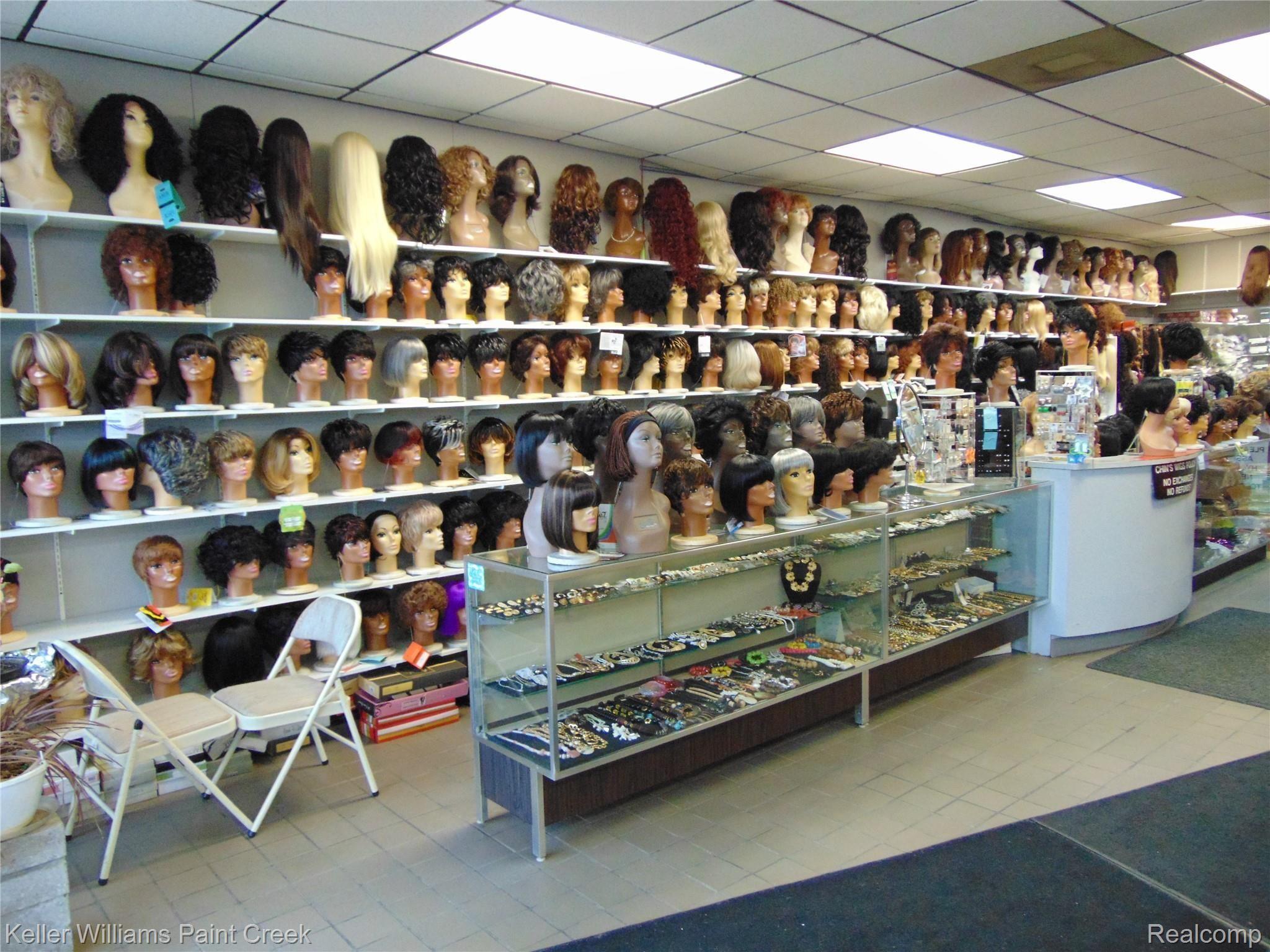 15390 Gratiot Avenue Detroit City MI 48205