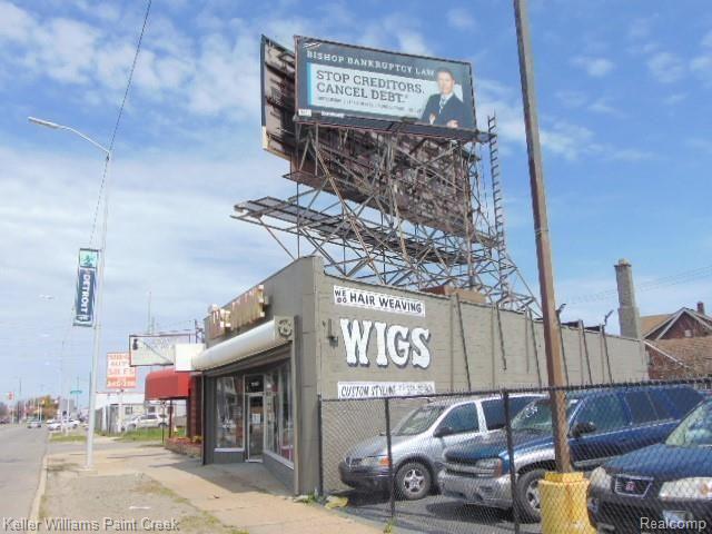 15390 Gratiot Avenue Detroit City MI 48205