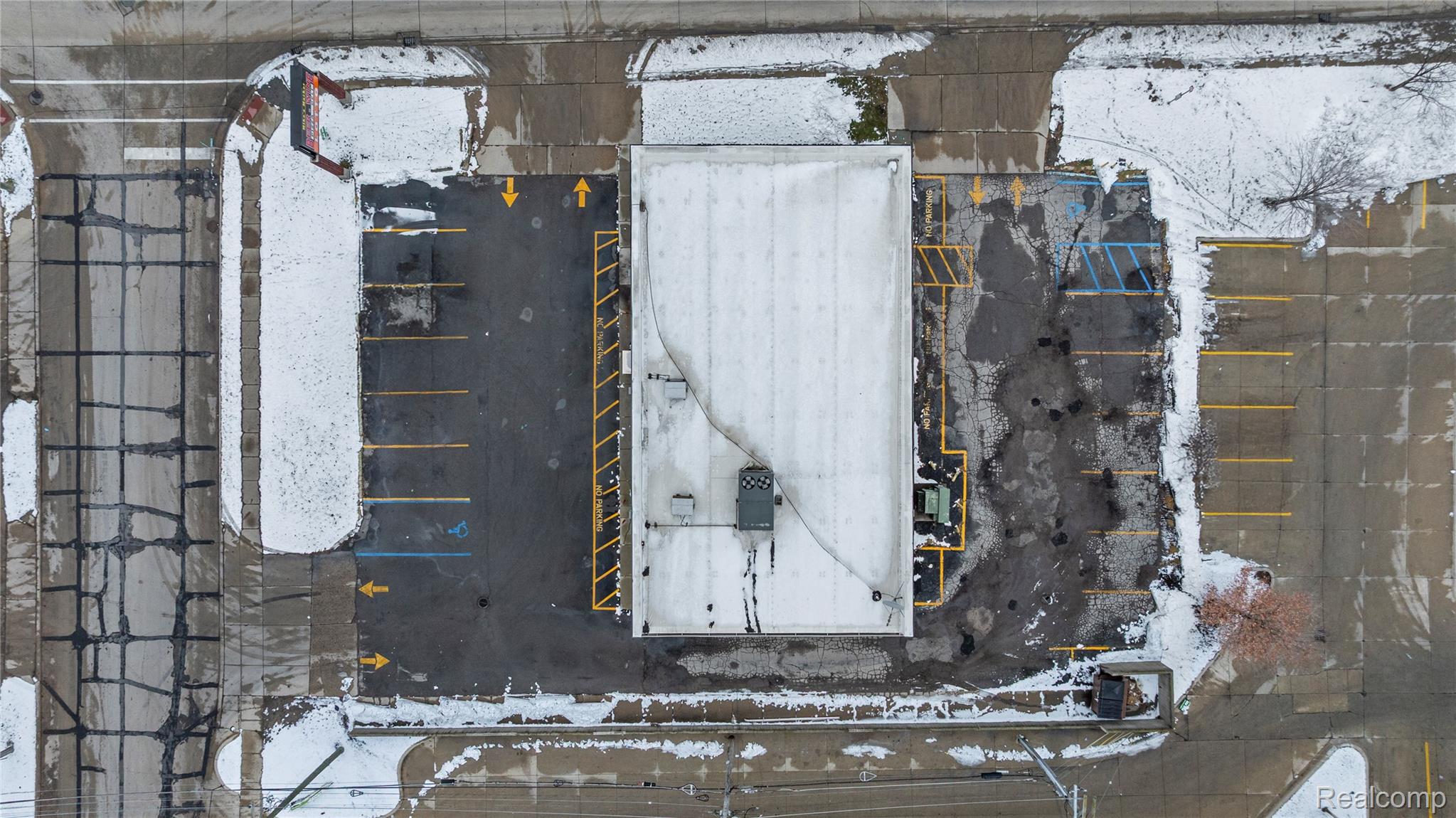 7512 9 Mile E Macomb Township MI 48091