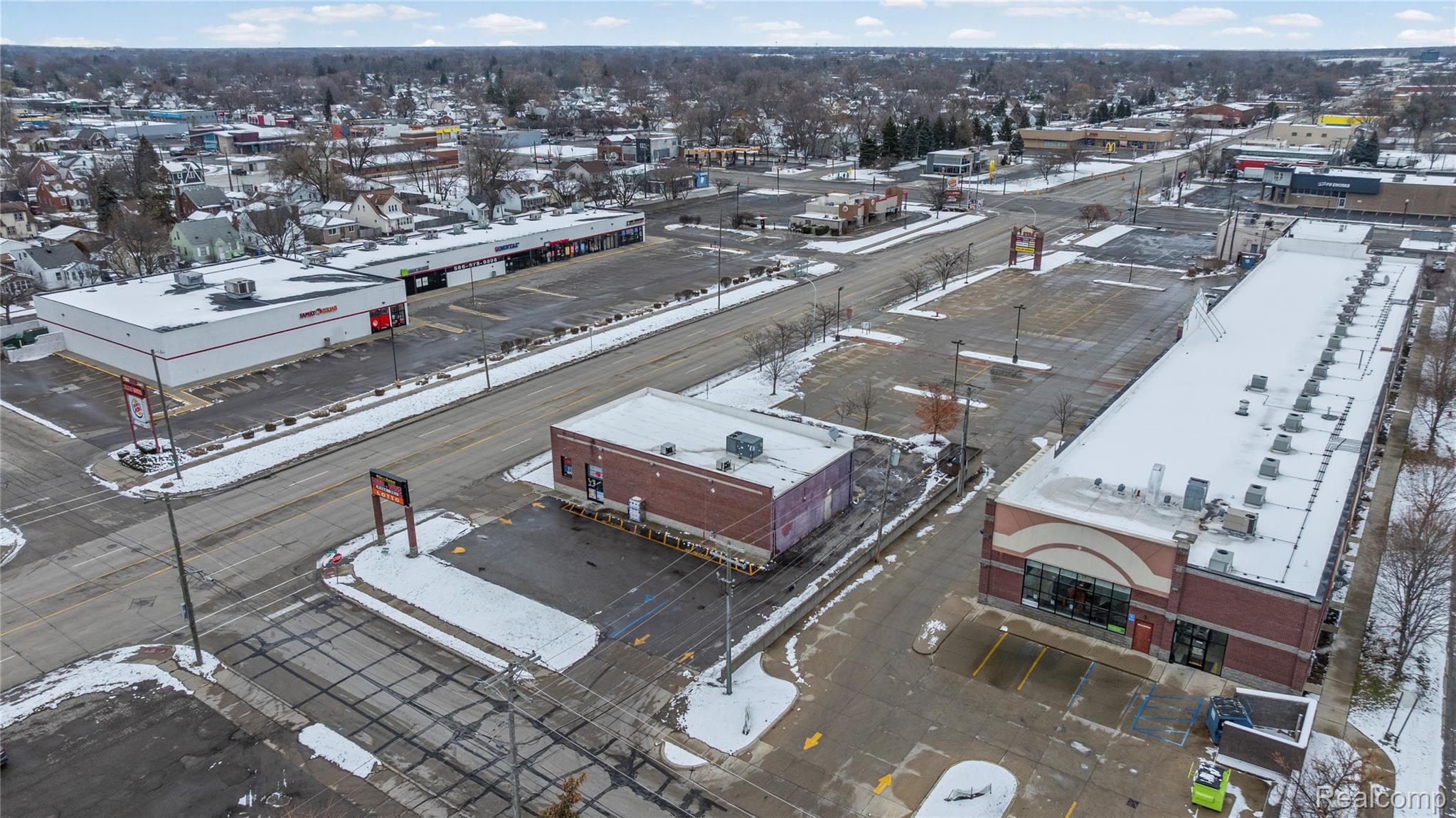 7512 9 Mile E Macomb Township MI 48091