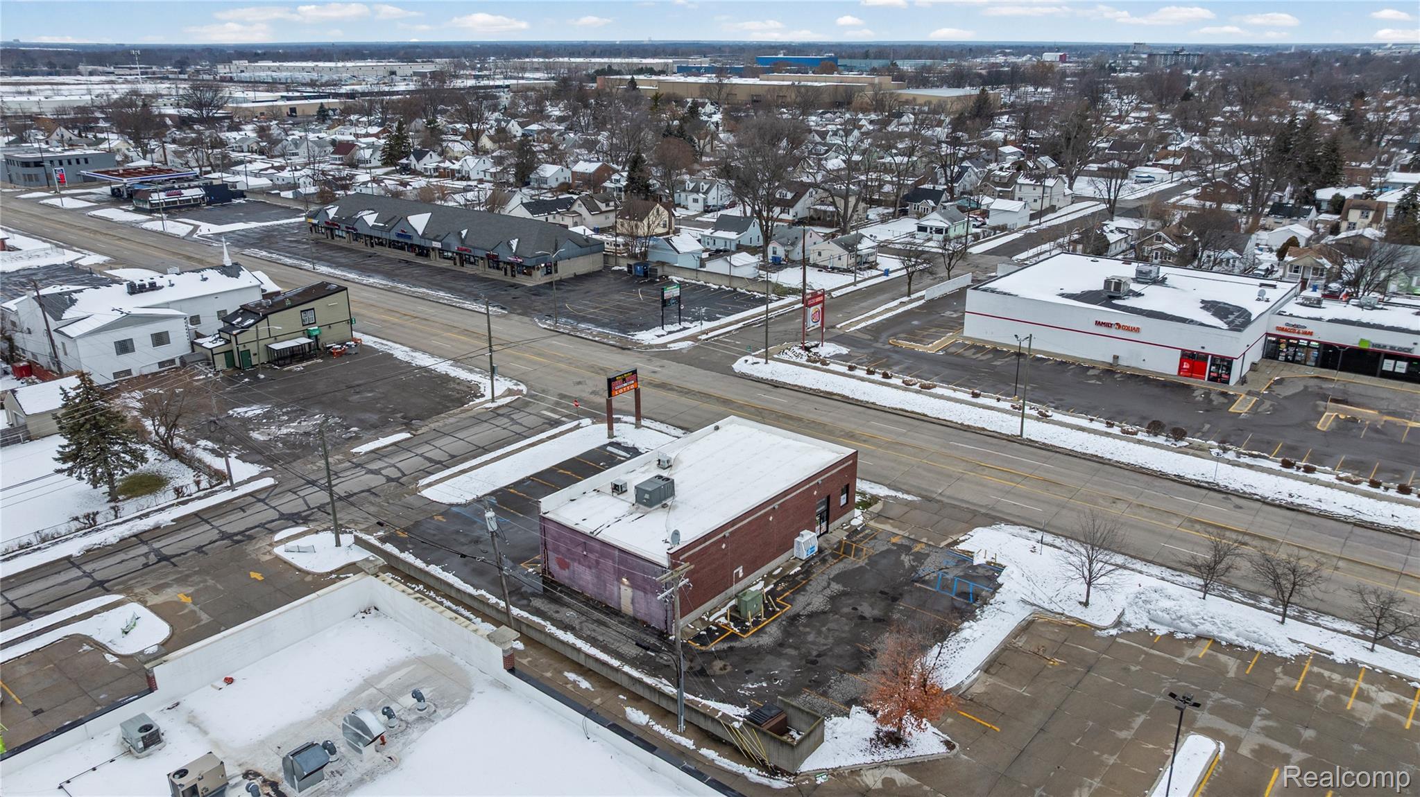 7512 9 Mile E Macomb Township MI 48091