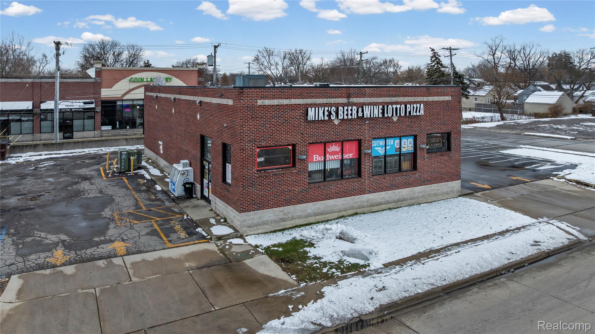 7512 9 Mile E Macomb Township MI 48091