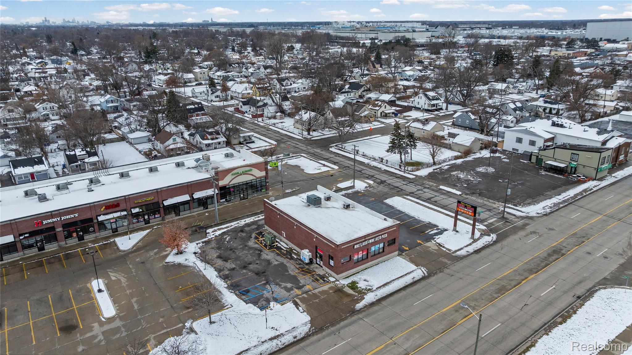 7512 9 Mile E Macomb Township MI 48091