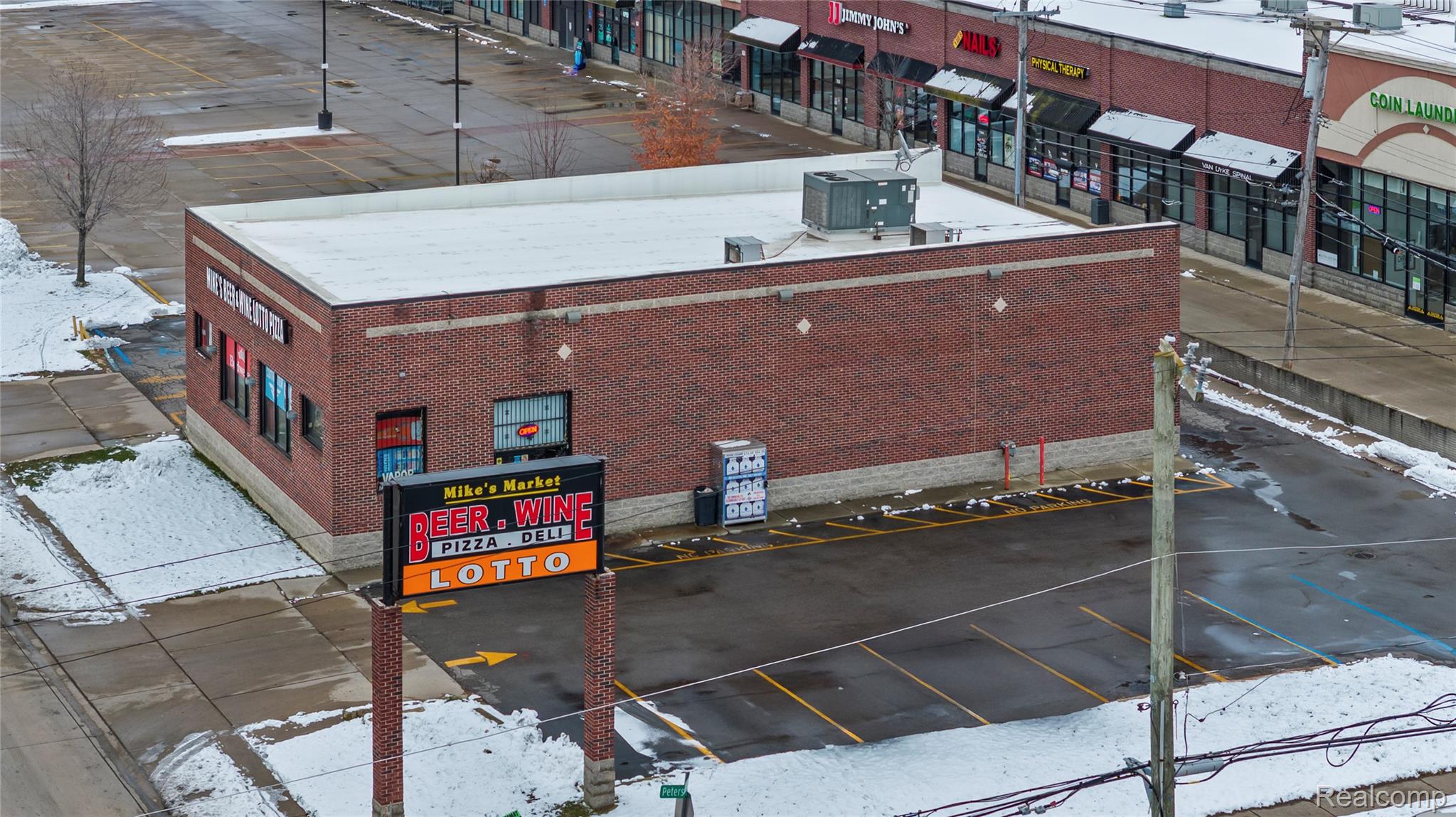 7512 9 Mile E Macomb Township MI 48091