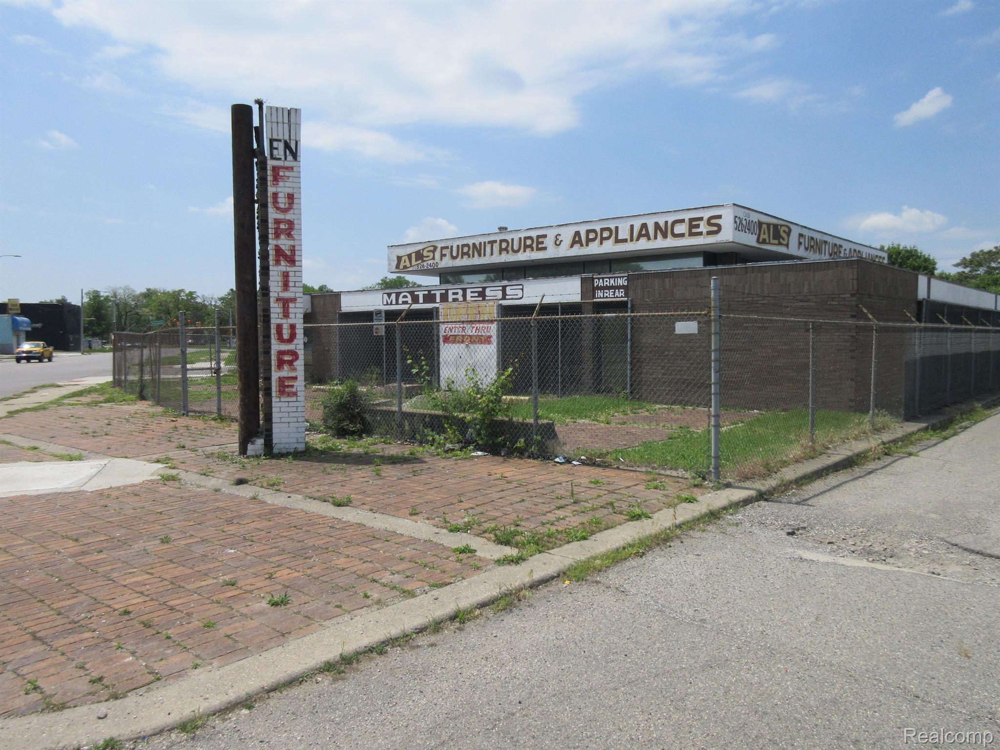 11511 Kelly Road Detroit City MI 48224
