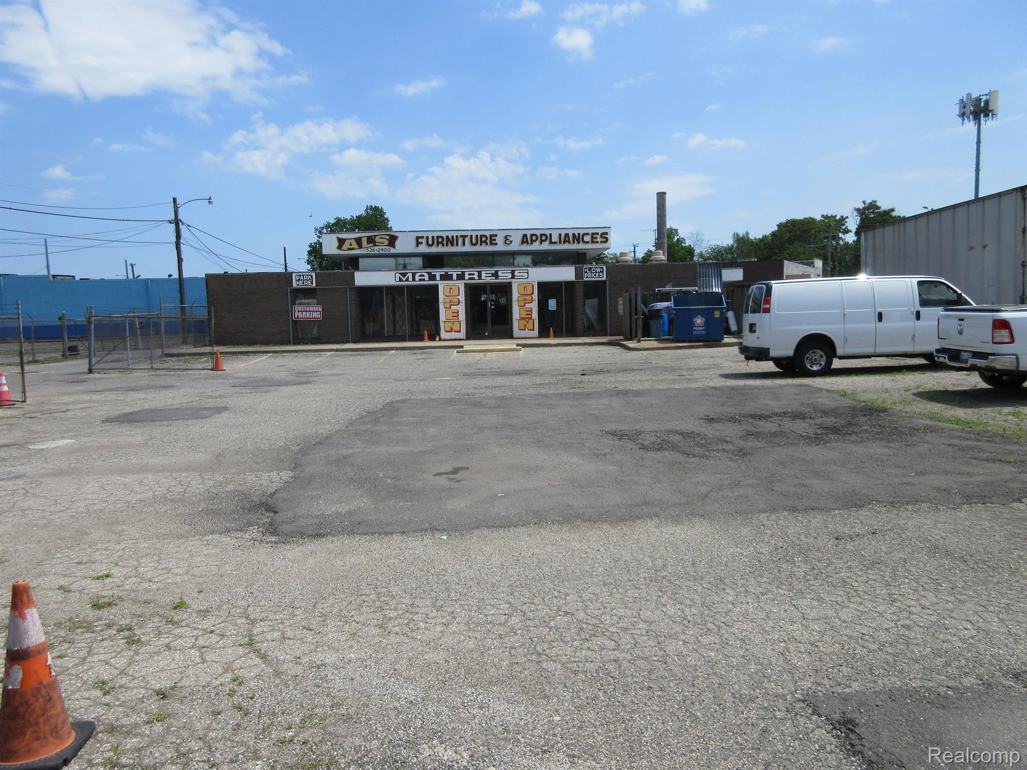 11511 Kelly Road Detroit City MI 48224