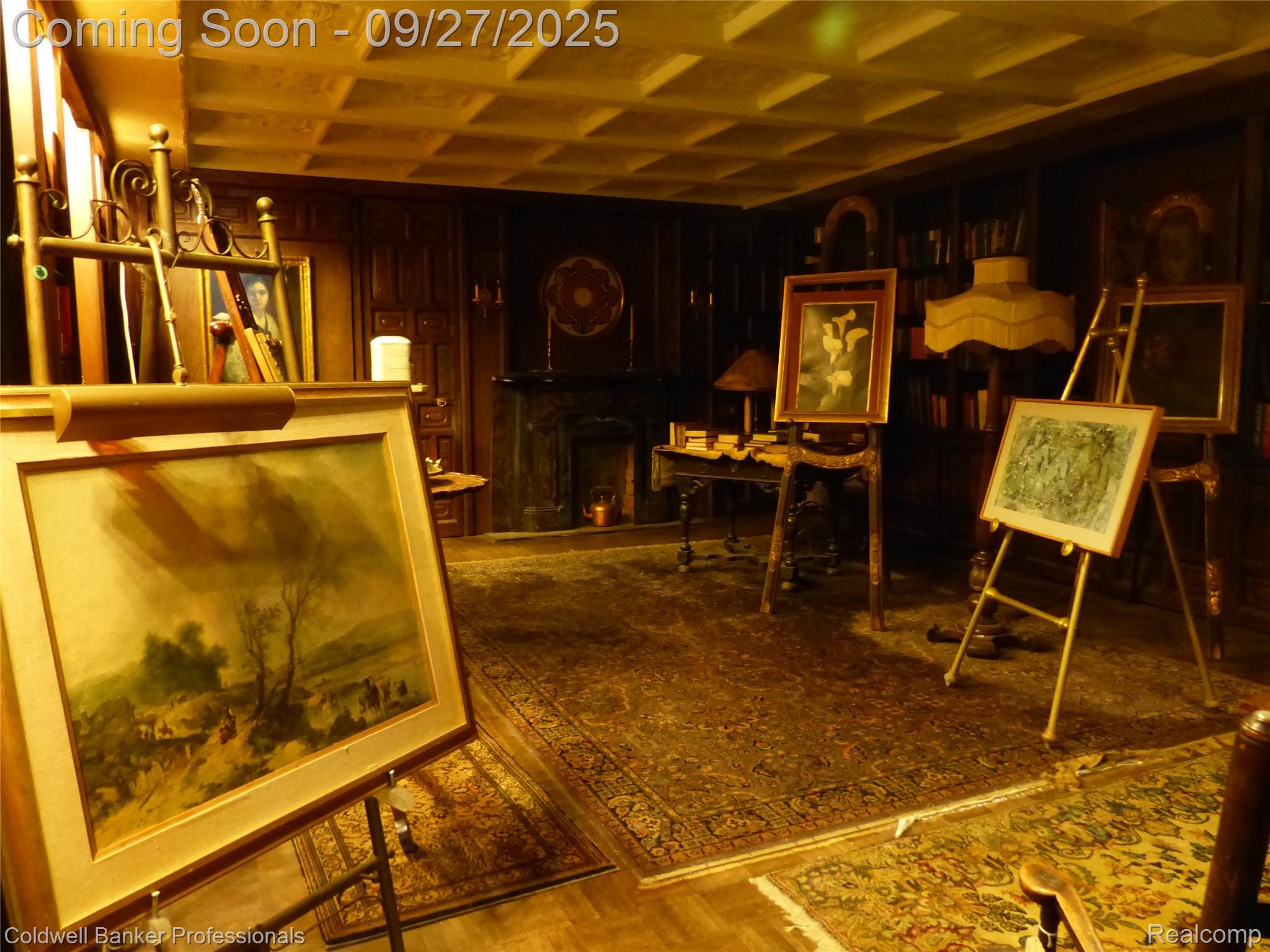 216 S Broad Street Holly Village MI 48442