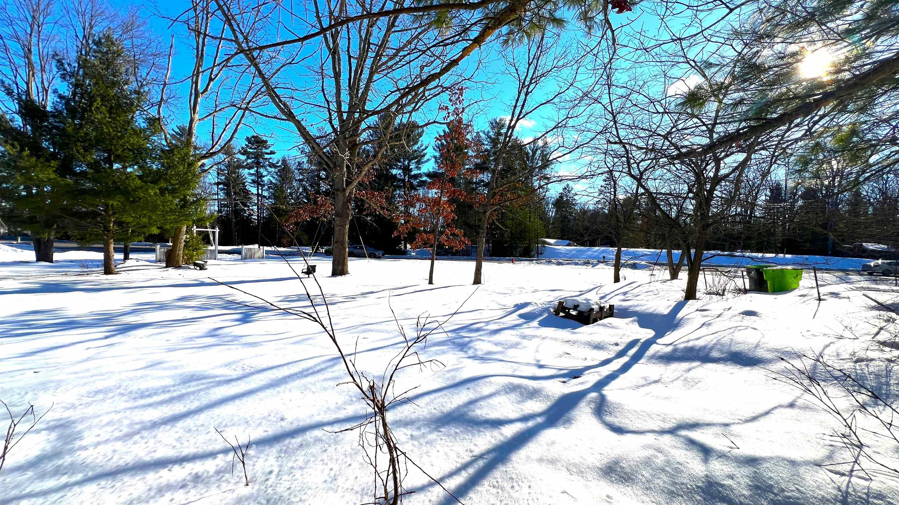 8722 Us-31 Green Lake Township MI 49637
