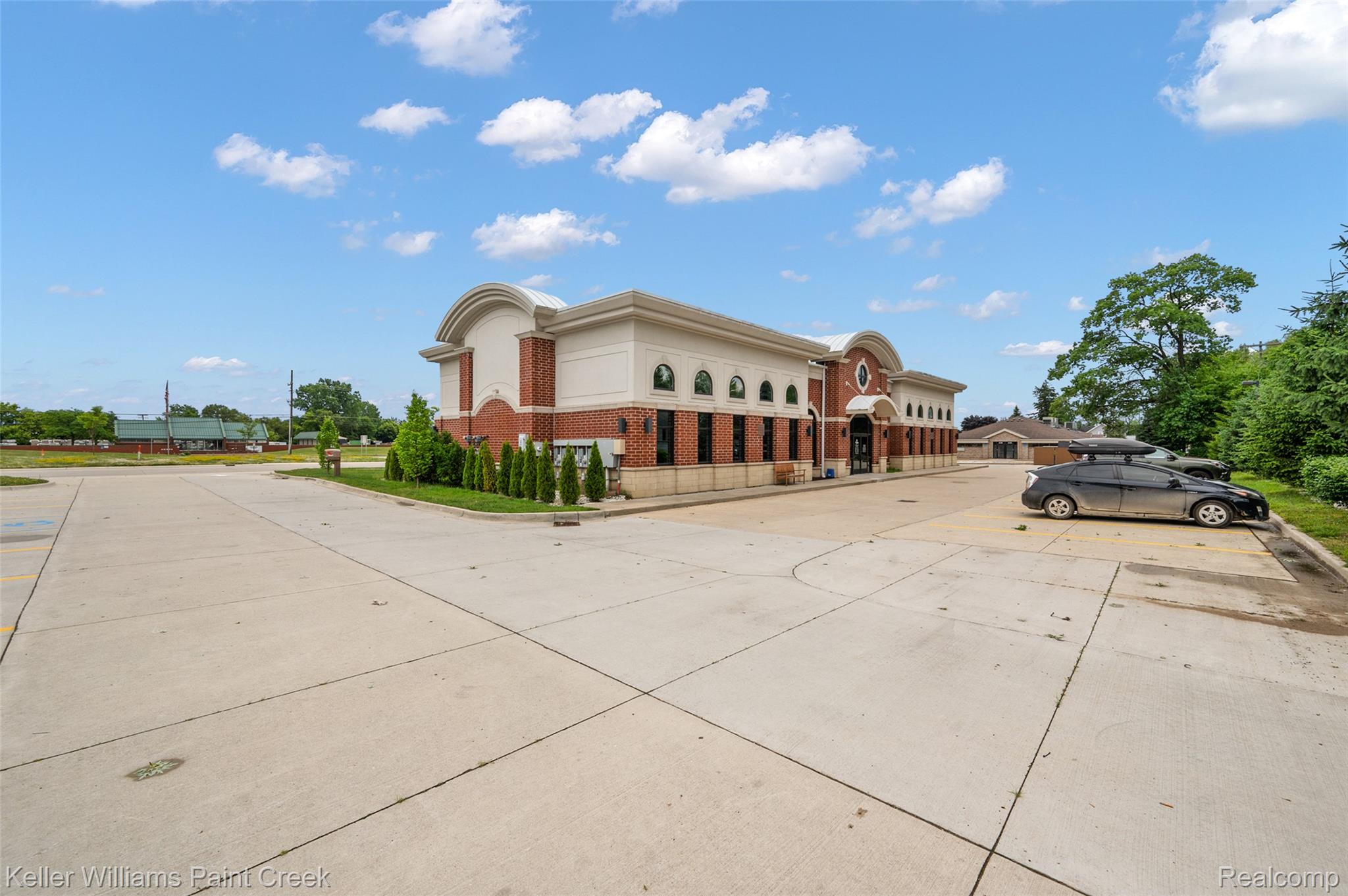42301 Mound Road Sterling Heights City MI 48314