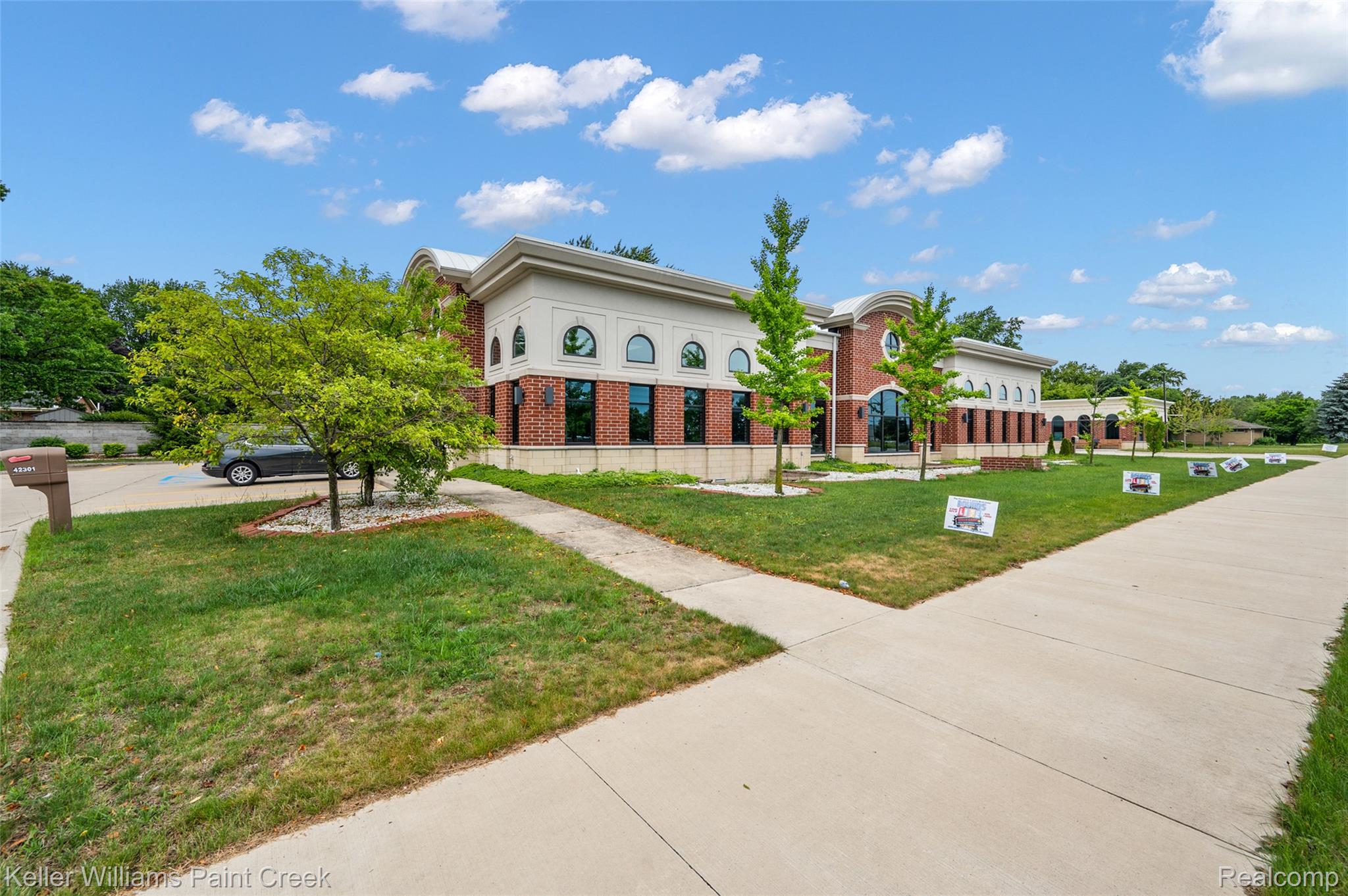 42301 Mound Road Sterling Heights City MI 48314