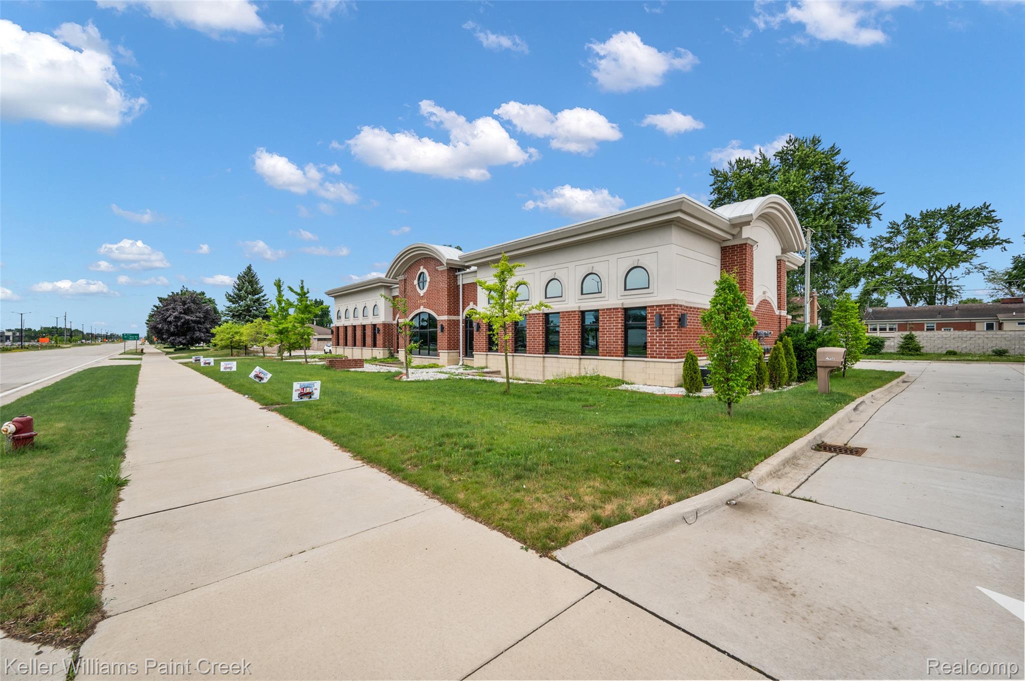 42301 Mound Road Sterling Heights City MI 48314