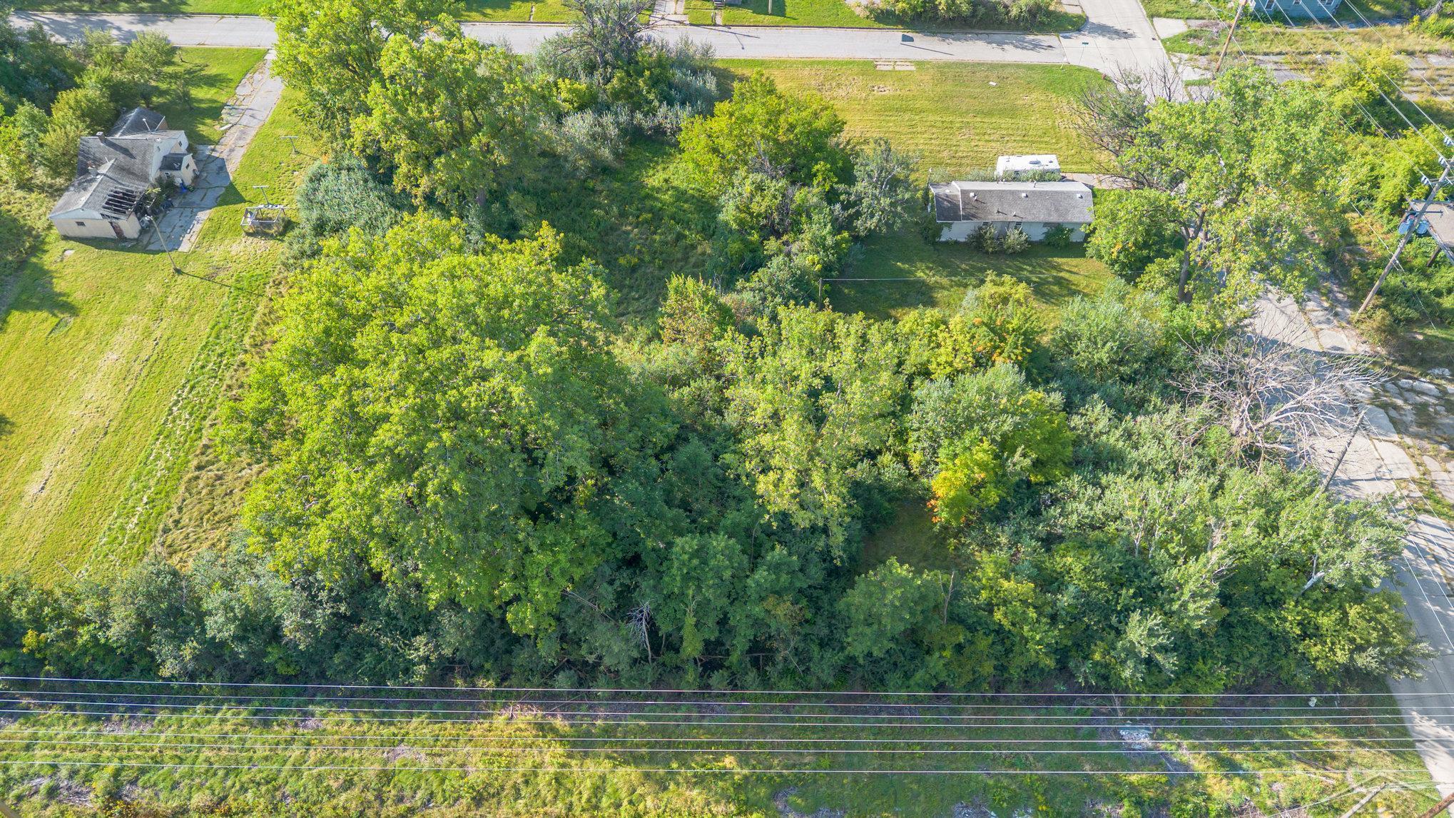 2704 Ruckle Street Saginaw City MI 48601