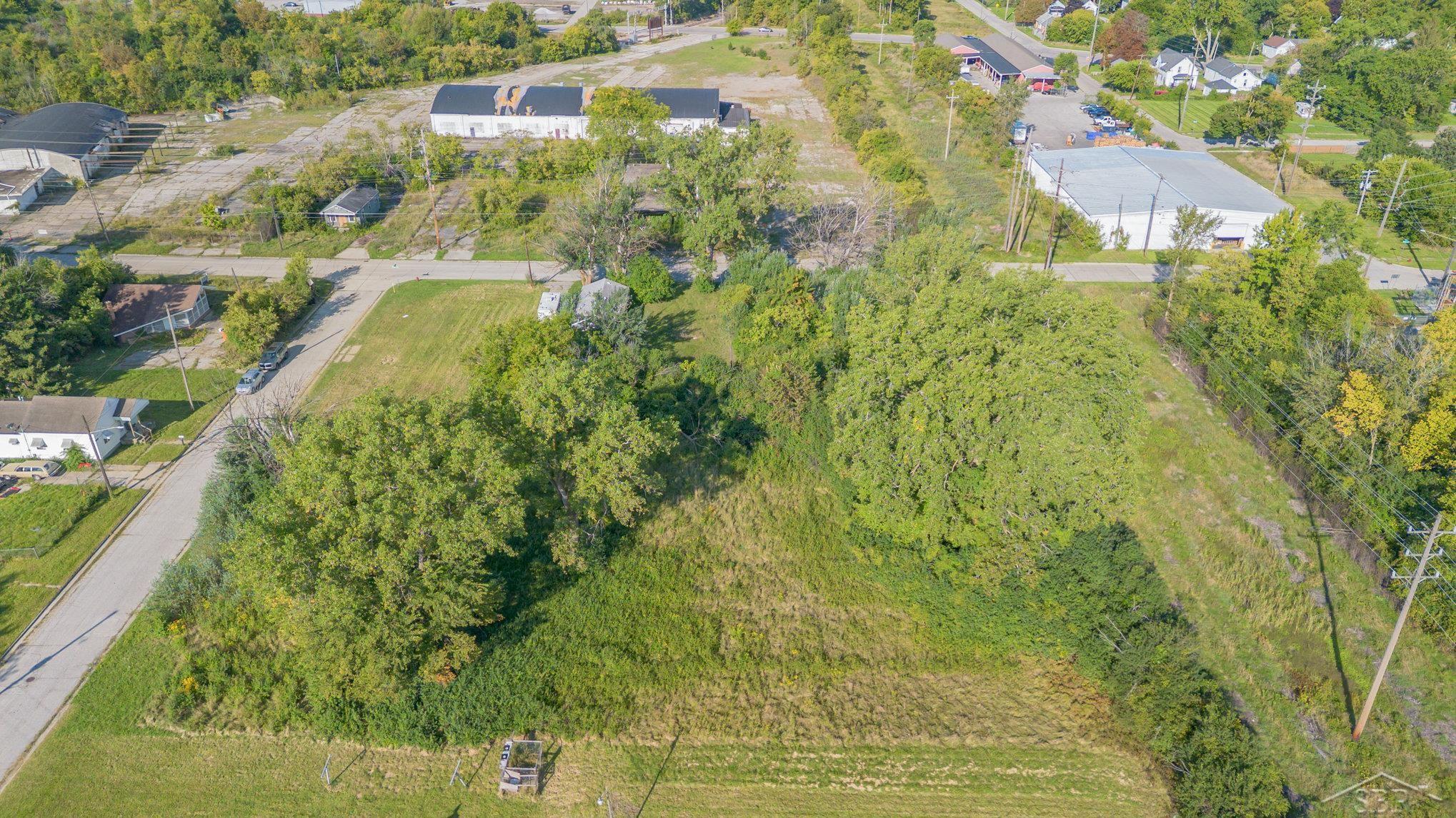 2704 Ruckle Street Saginaw City MI 48601