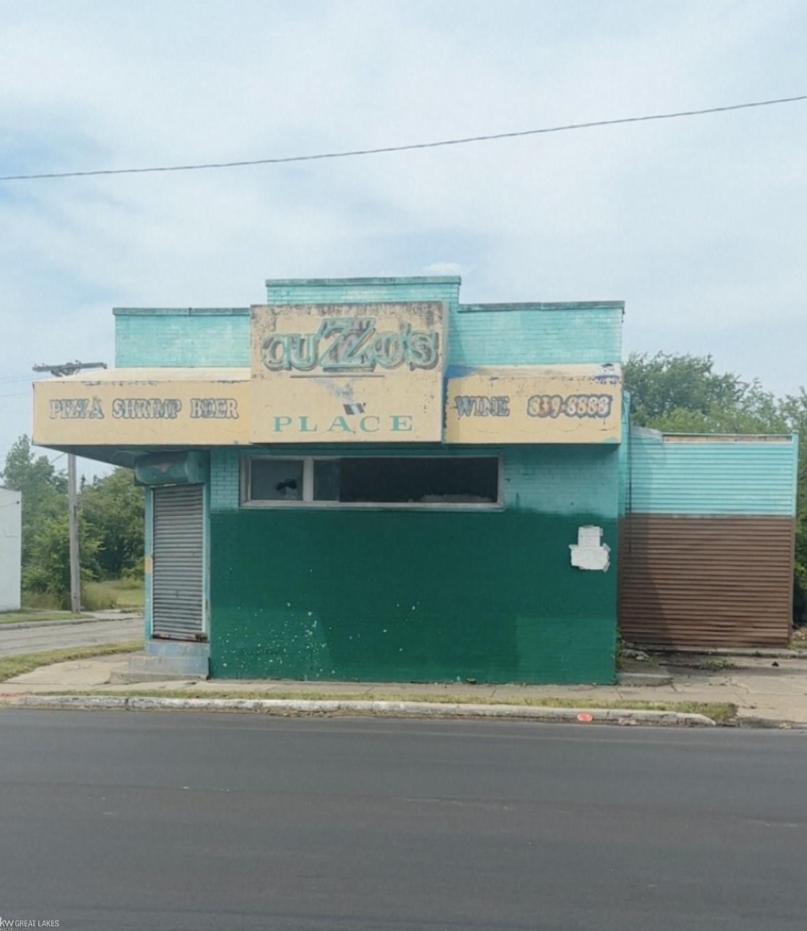 19719 Schoenherr Road Detroit City MI 48205