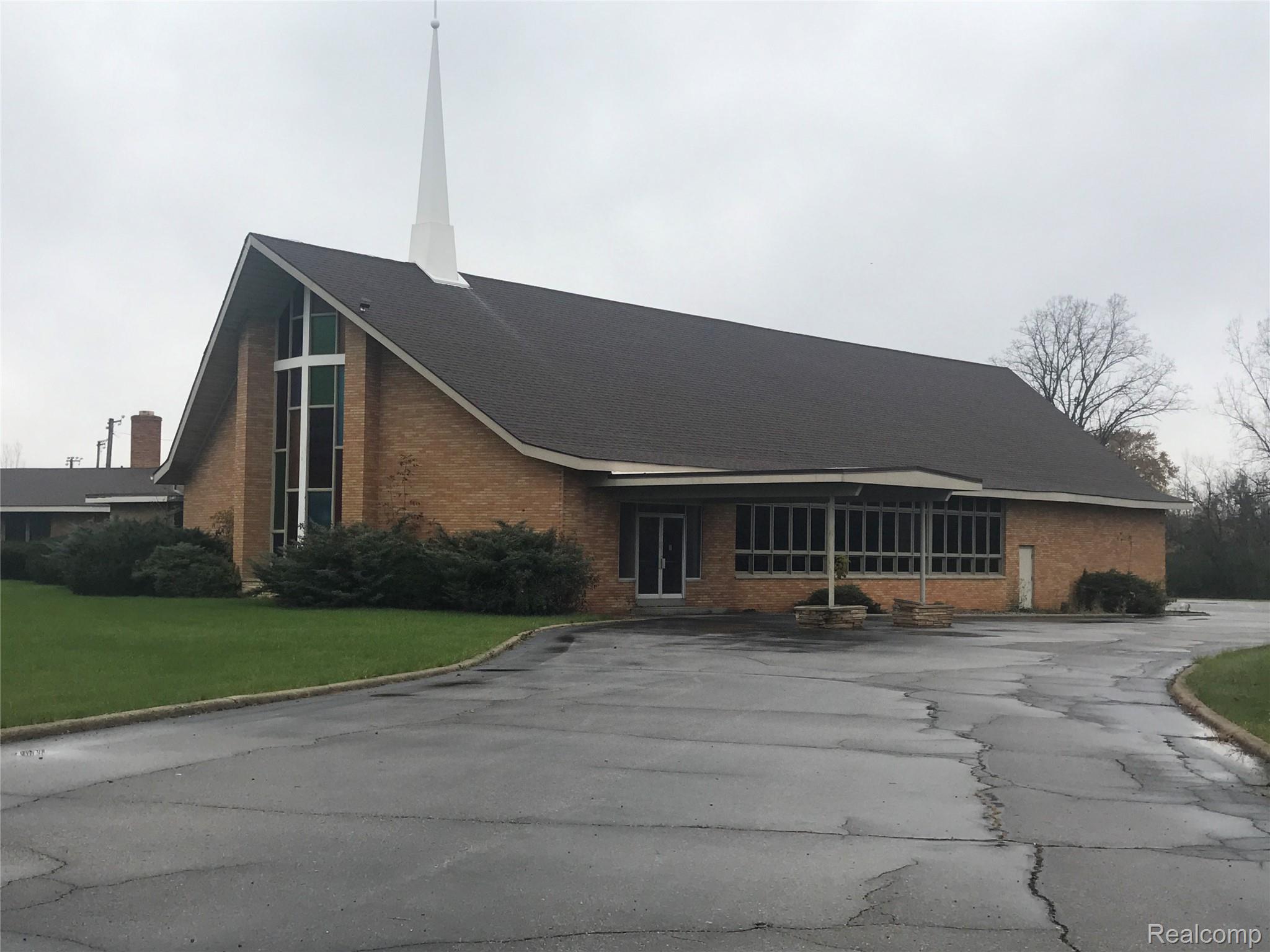 4075 E Atherton Road Burton City MI 48519