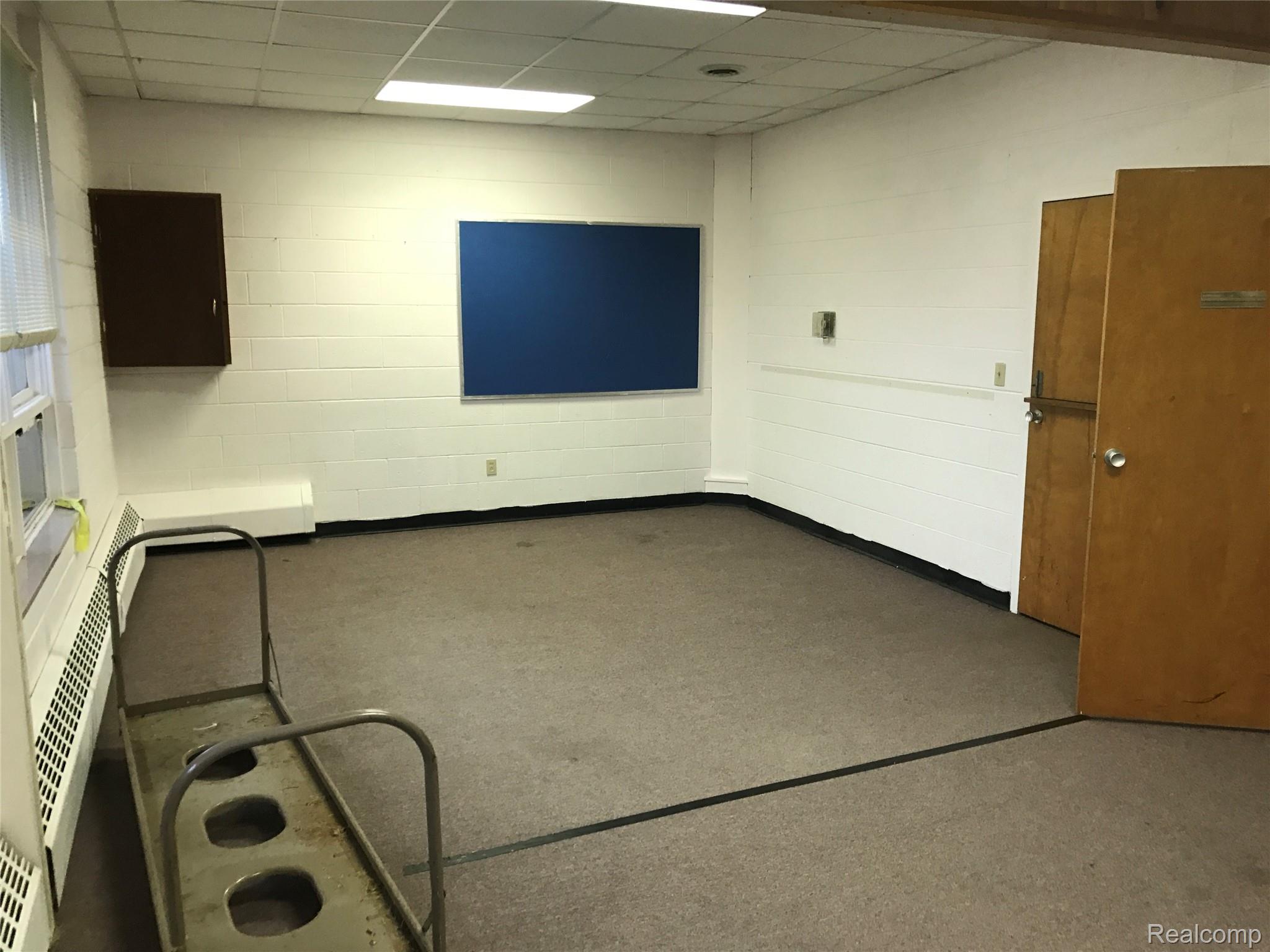 4075 E Atherton Road Burton City MI 48519