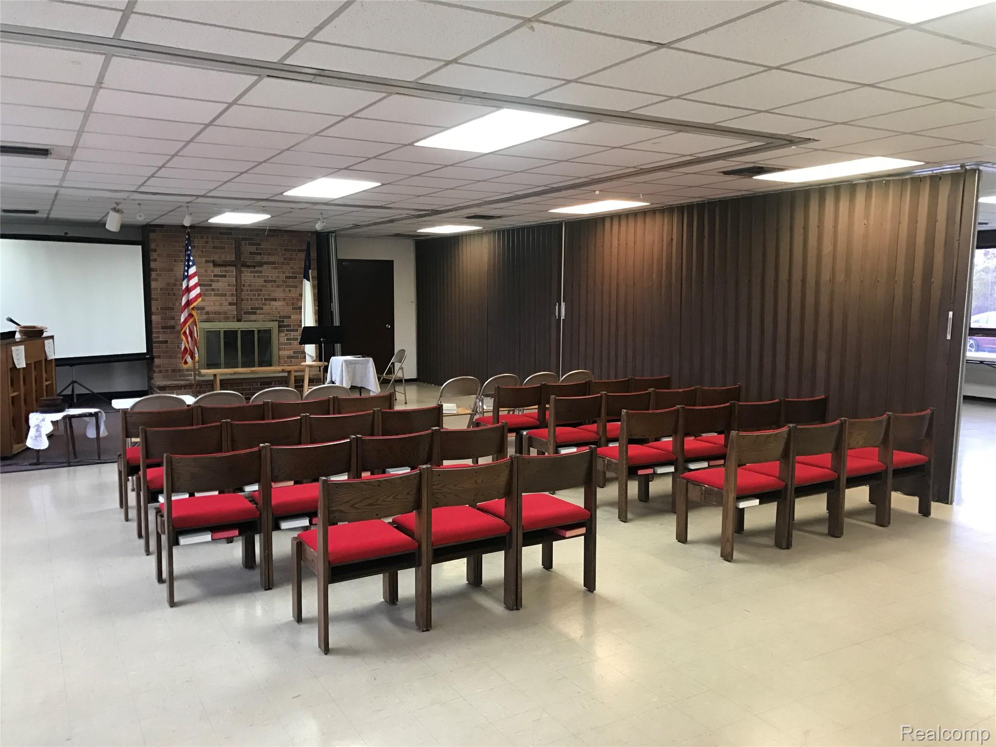 4075 E Atherton Road Burton City MI 48519