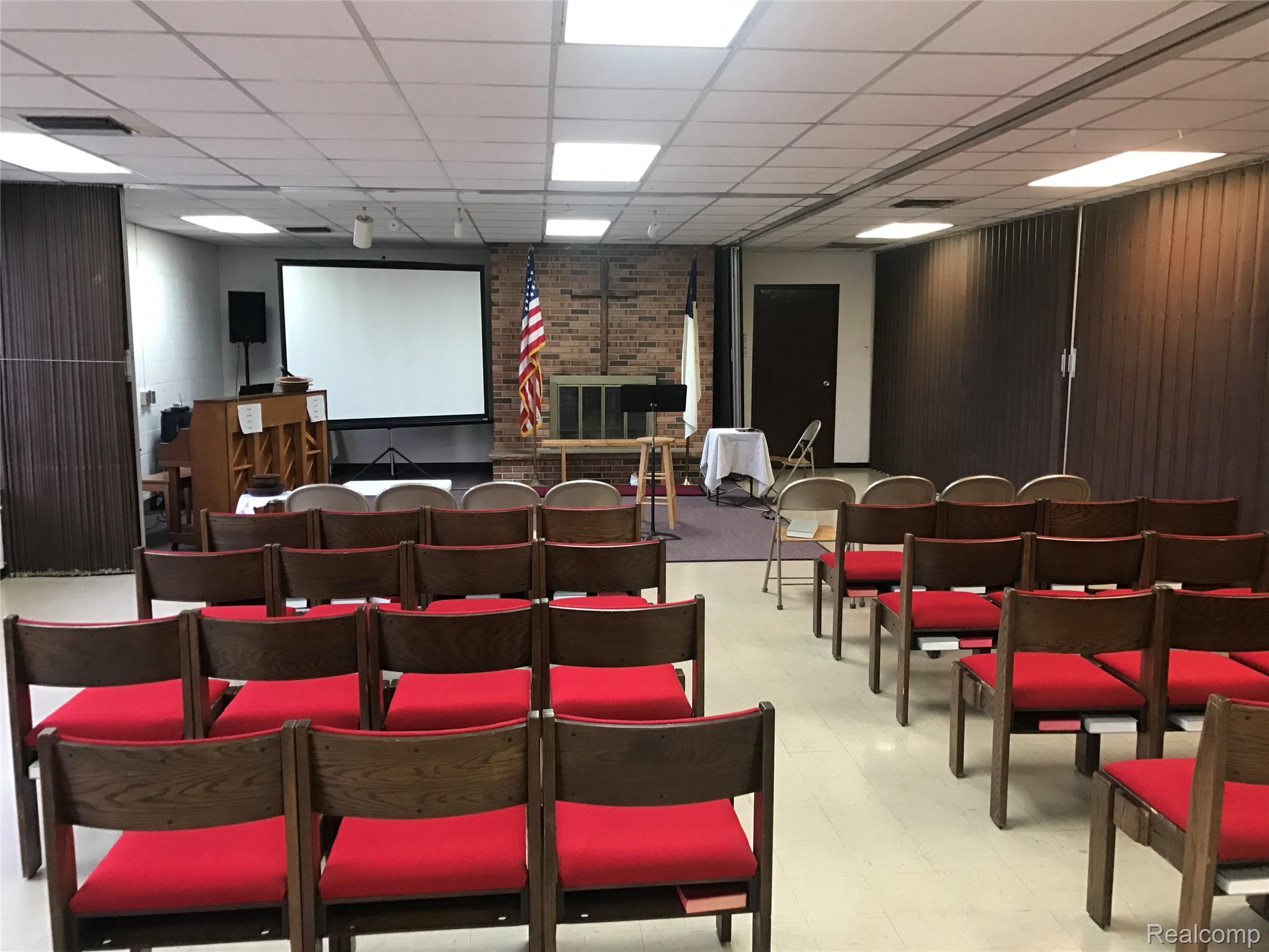 4075 E Atherton Road Burton City MI 48519