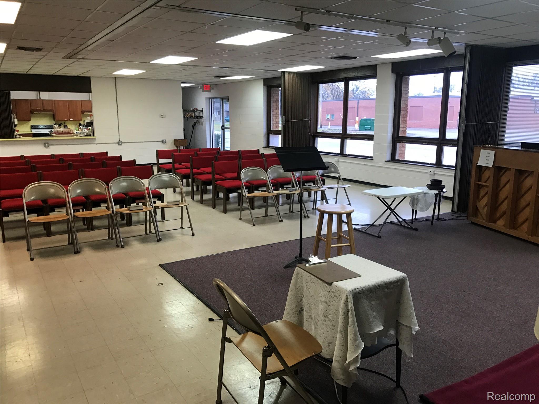 4075 E Atherton Road Burton City MI 48519