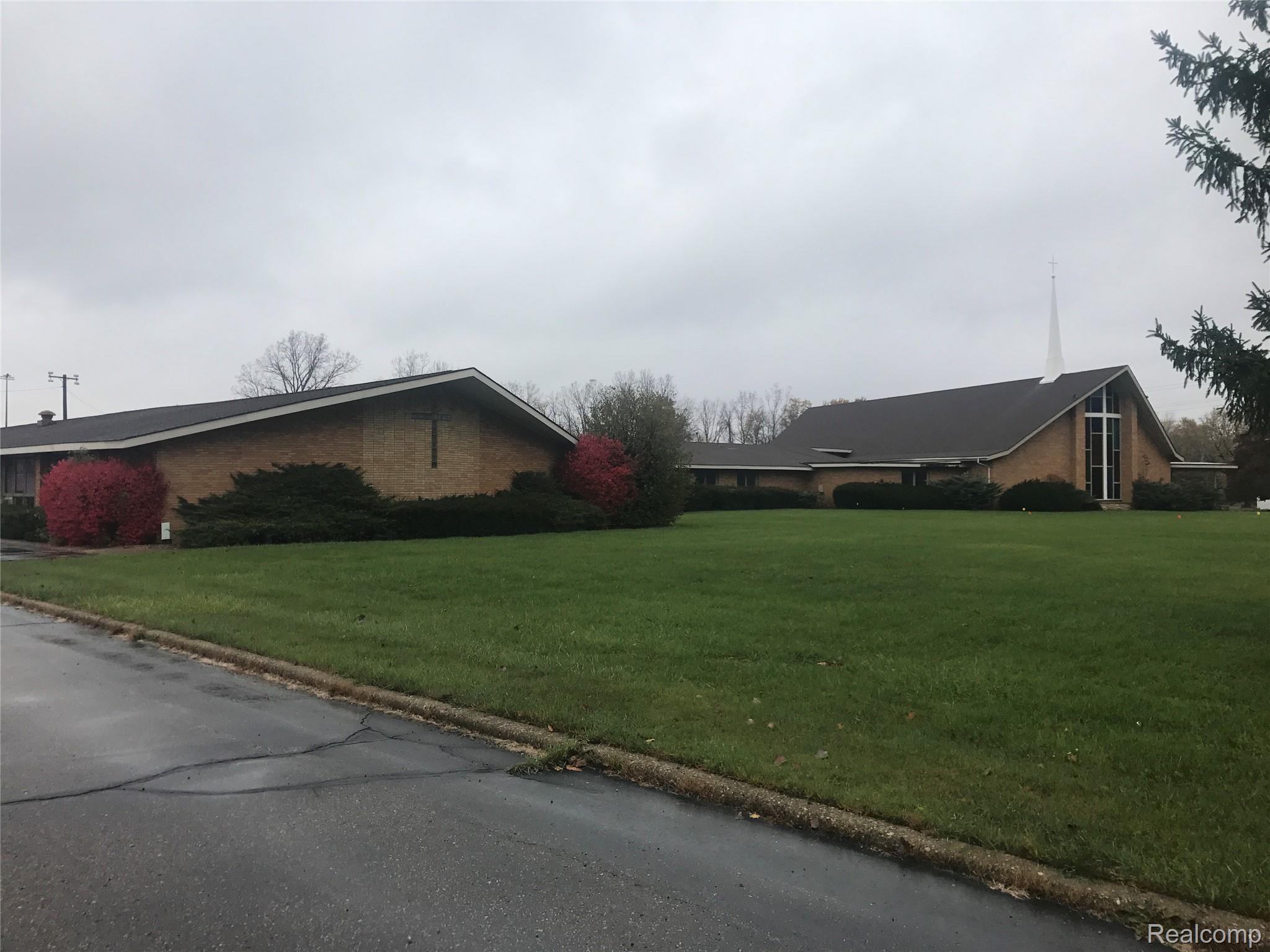 4075 E Atherton Road Burton City MI 48519