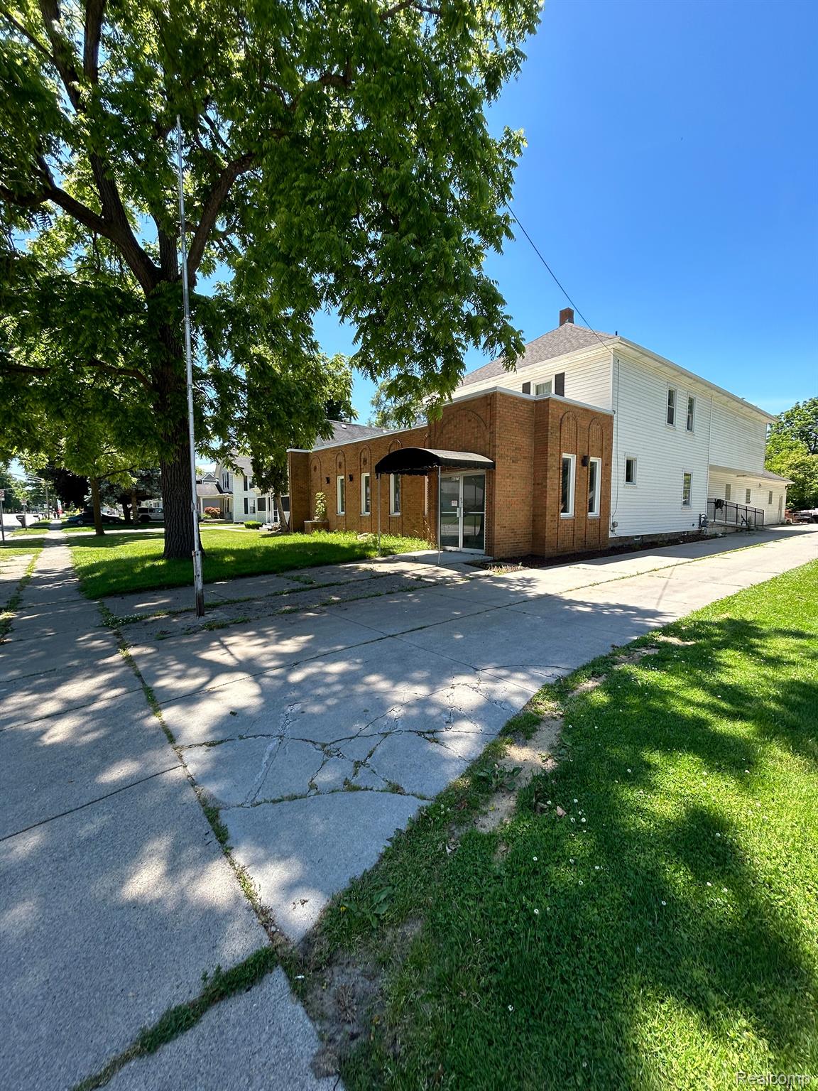 80375 Main Street Memphis City MI 48041