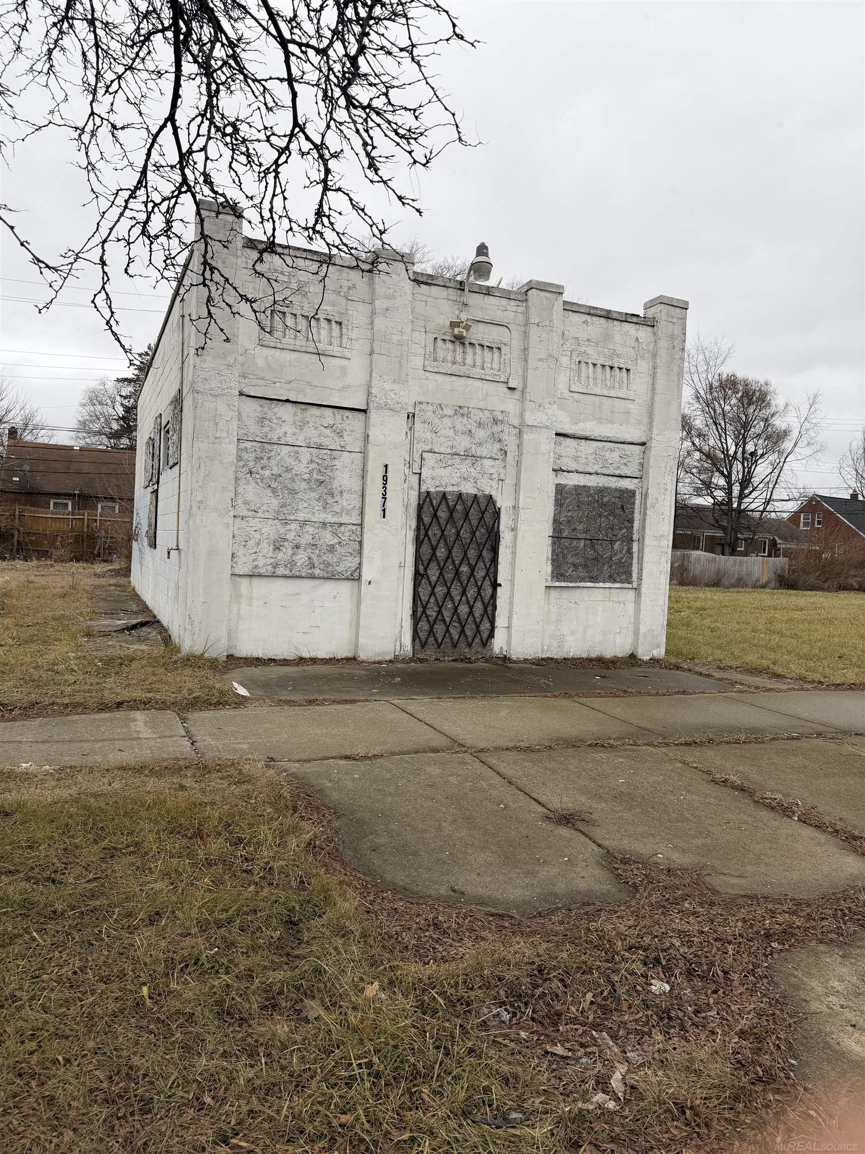 19371 Van Dyke Street Detroit City MI 48234
