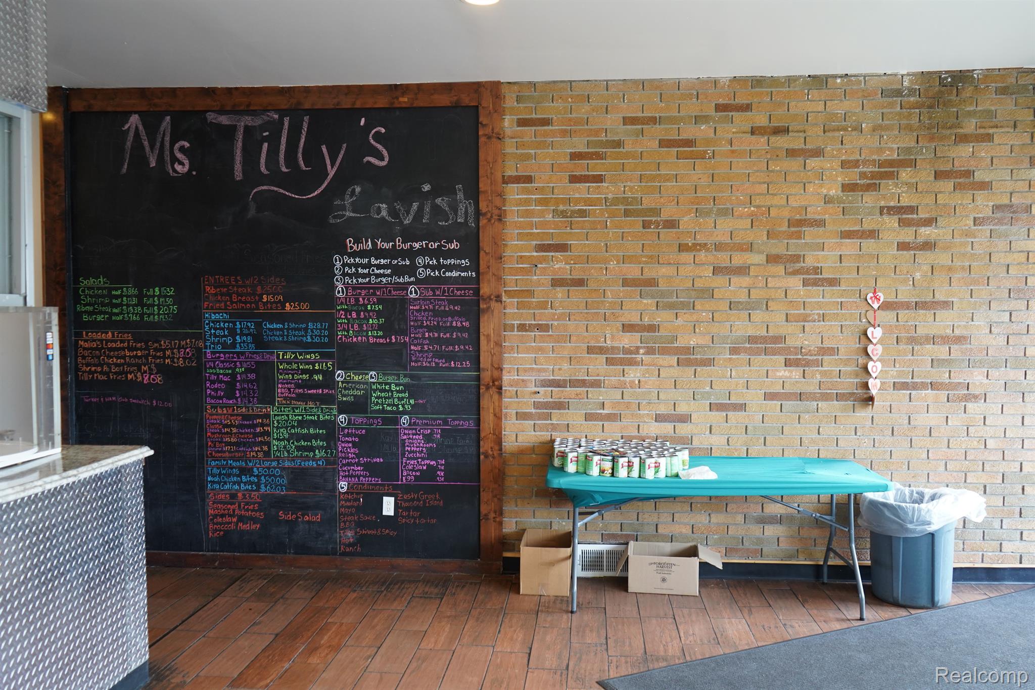 18216 W 7 Mile Road Detroit City MI 48219
