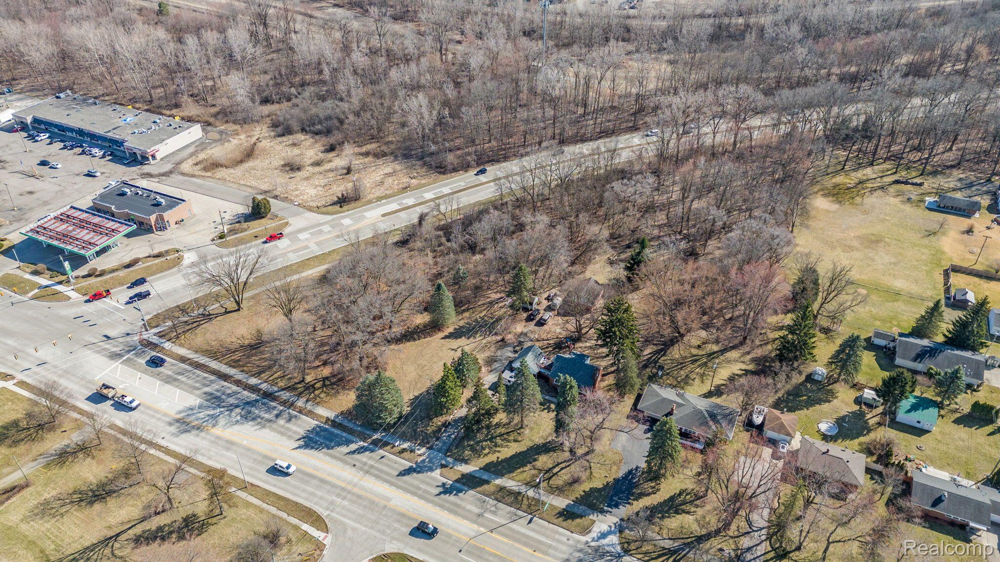 405 W Walton Boulevard Pontiac City MI 48340