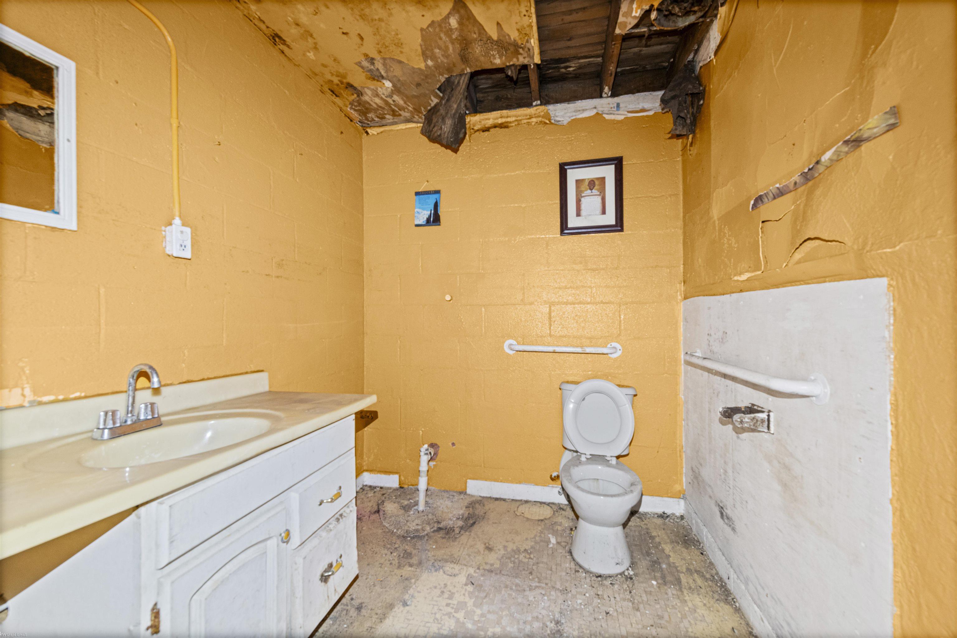 10630 Grand River Avenue Detroit City MI 48204