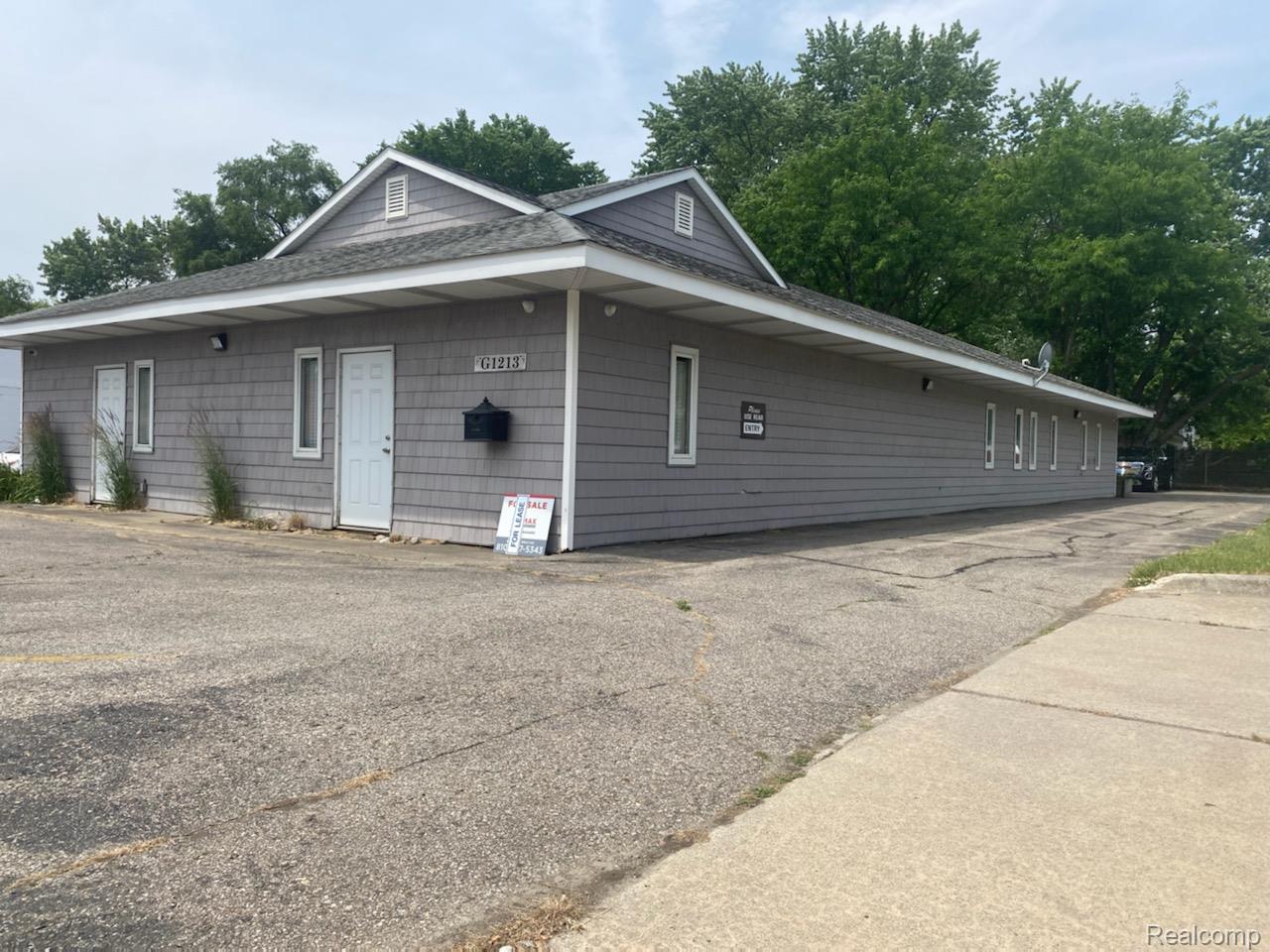 1213 N Ballenger Highway Flint Charter Township MI 48504